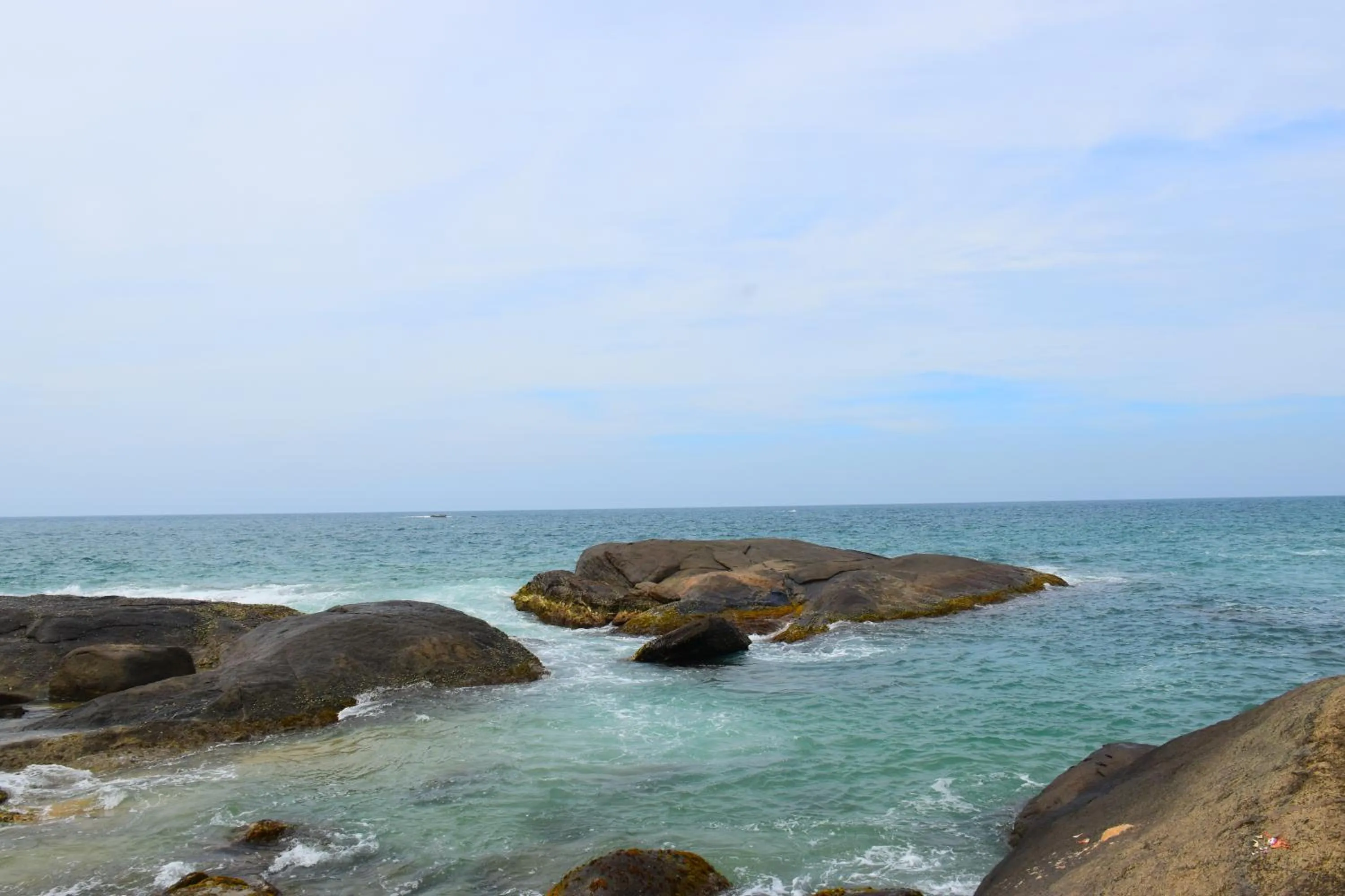 Beach in Ocean Caves, Balapitiya