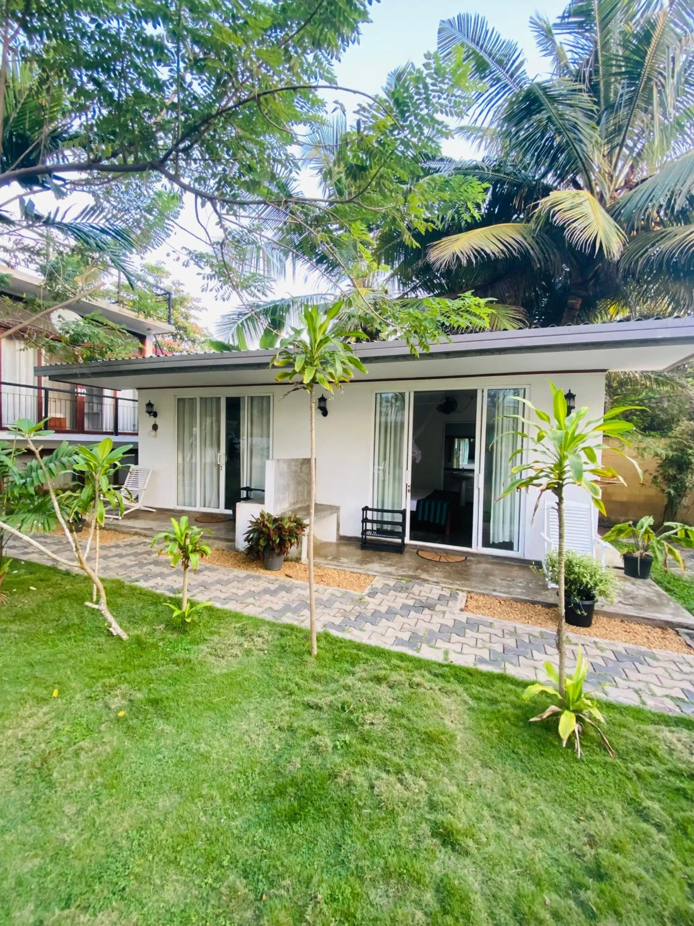 Ocean Caves, Balapitiya