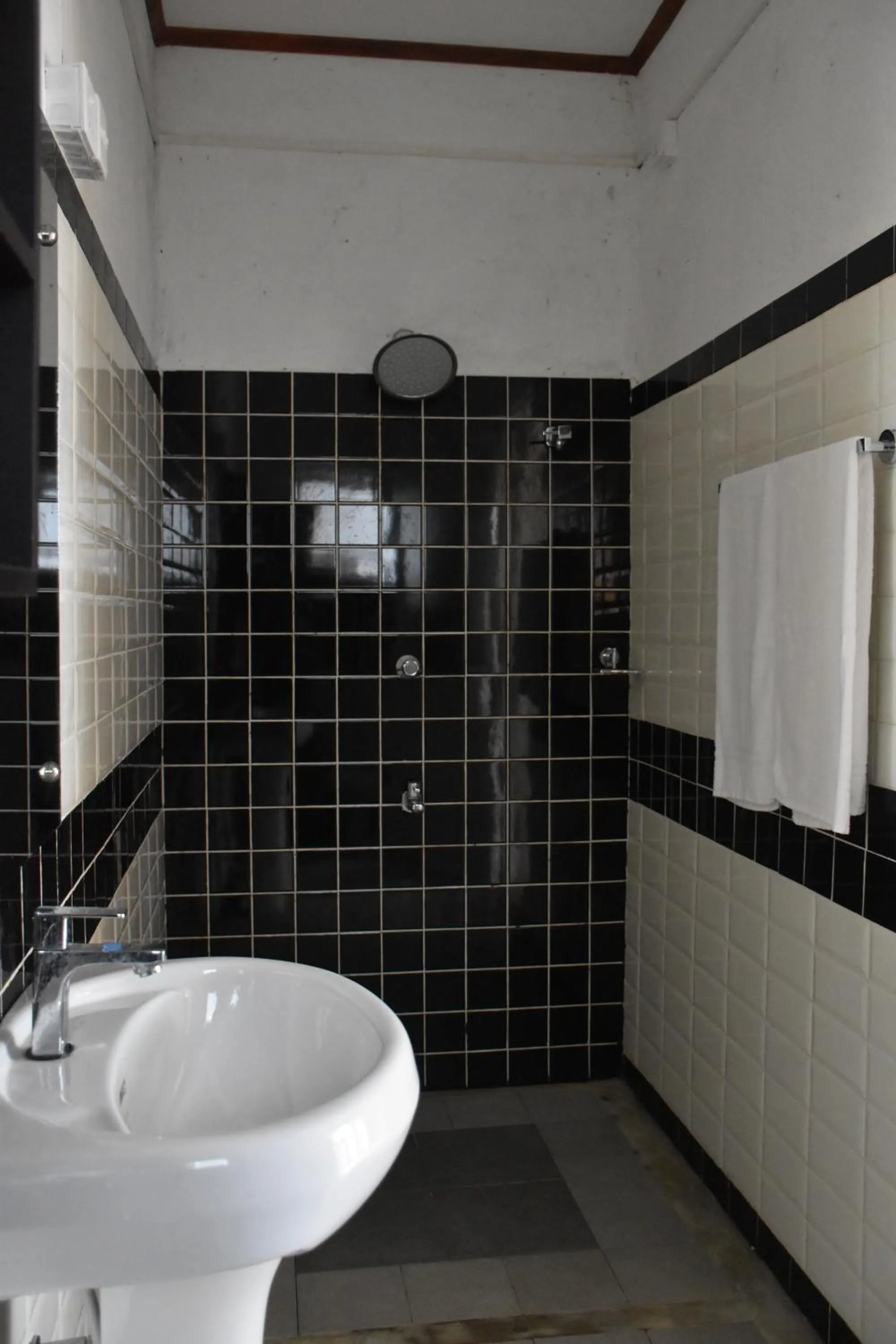 Property building in Ocean Caves, Balapitiya