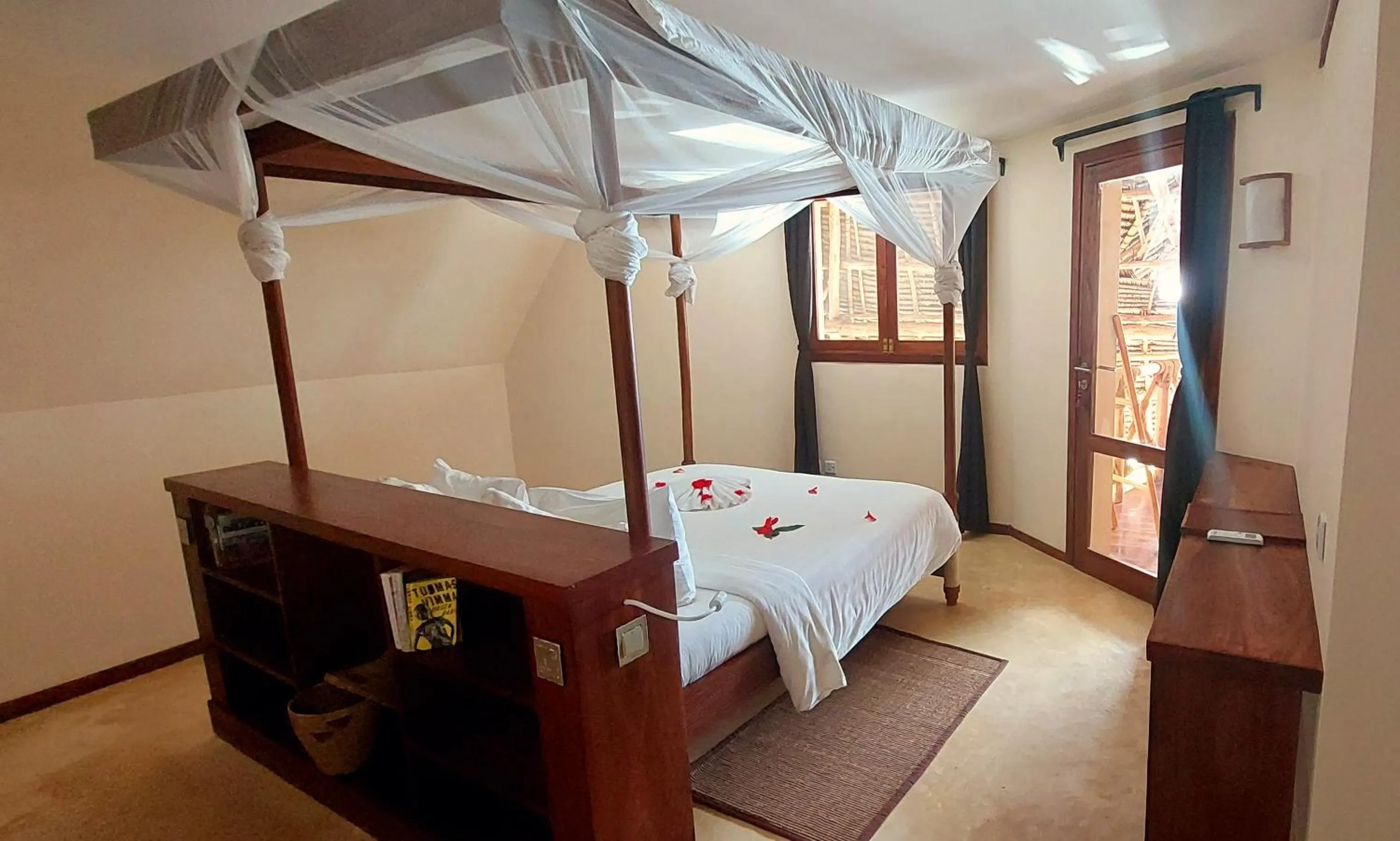 Bedroom, Bed in Zanziblue Boutique Villas