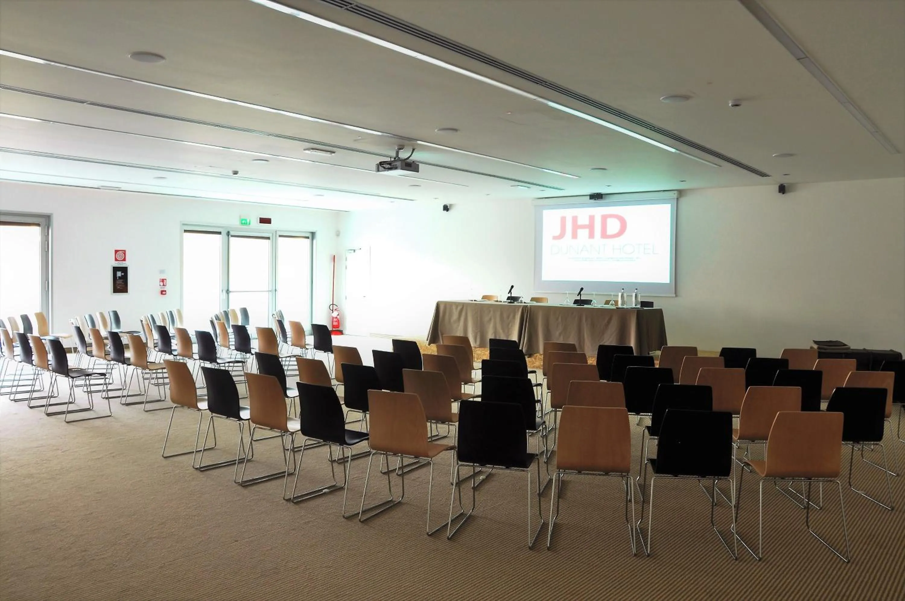 Business facilities in Aiden by Best Western JHD Dunant Hotel