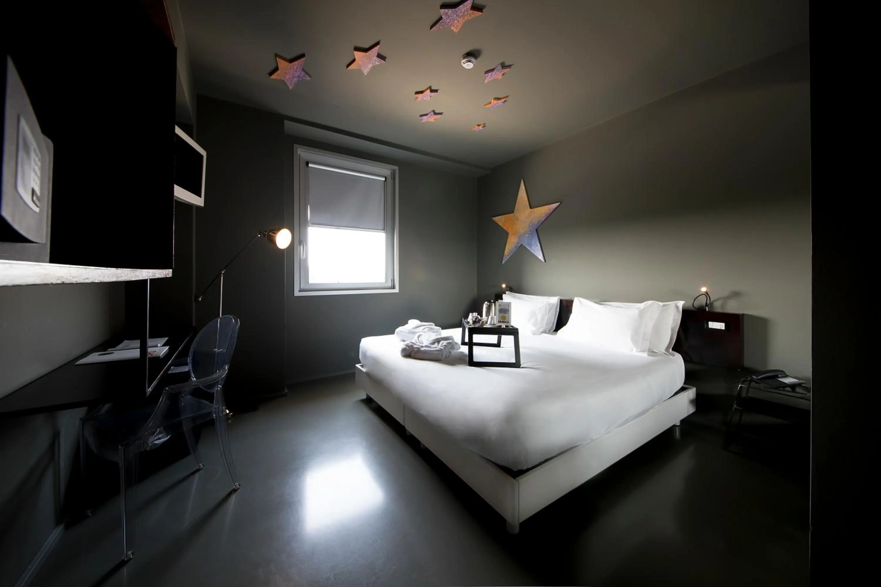 Photo of the whole room, Bed in Aiden by Best Western JHD Dunant Hotel