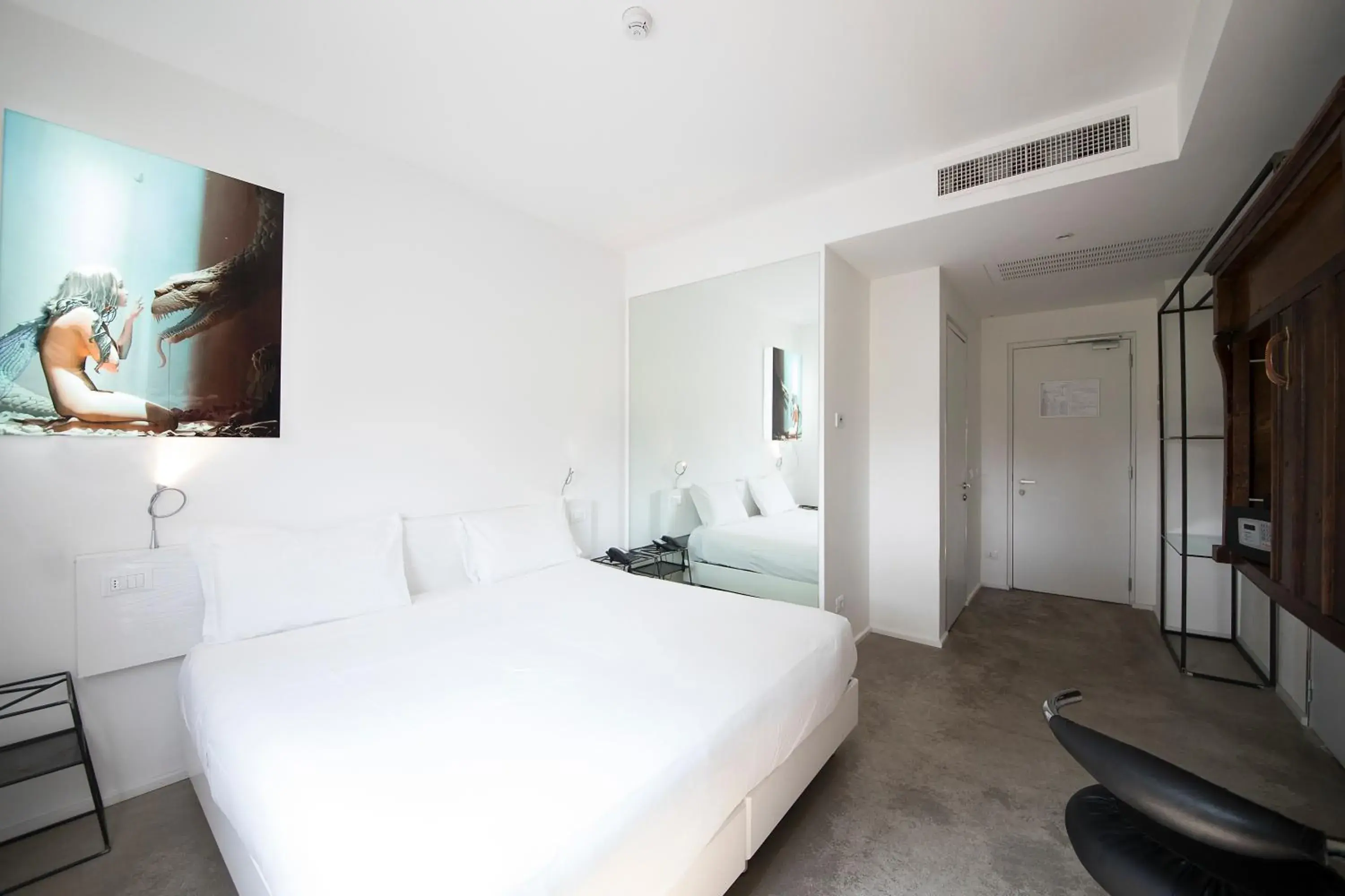 Bed in Aiden by Best Western JHD Dunant Hotel Bed in Aiden by Best Western JHD Dunant Hotel