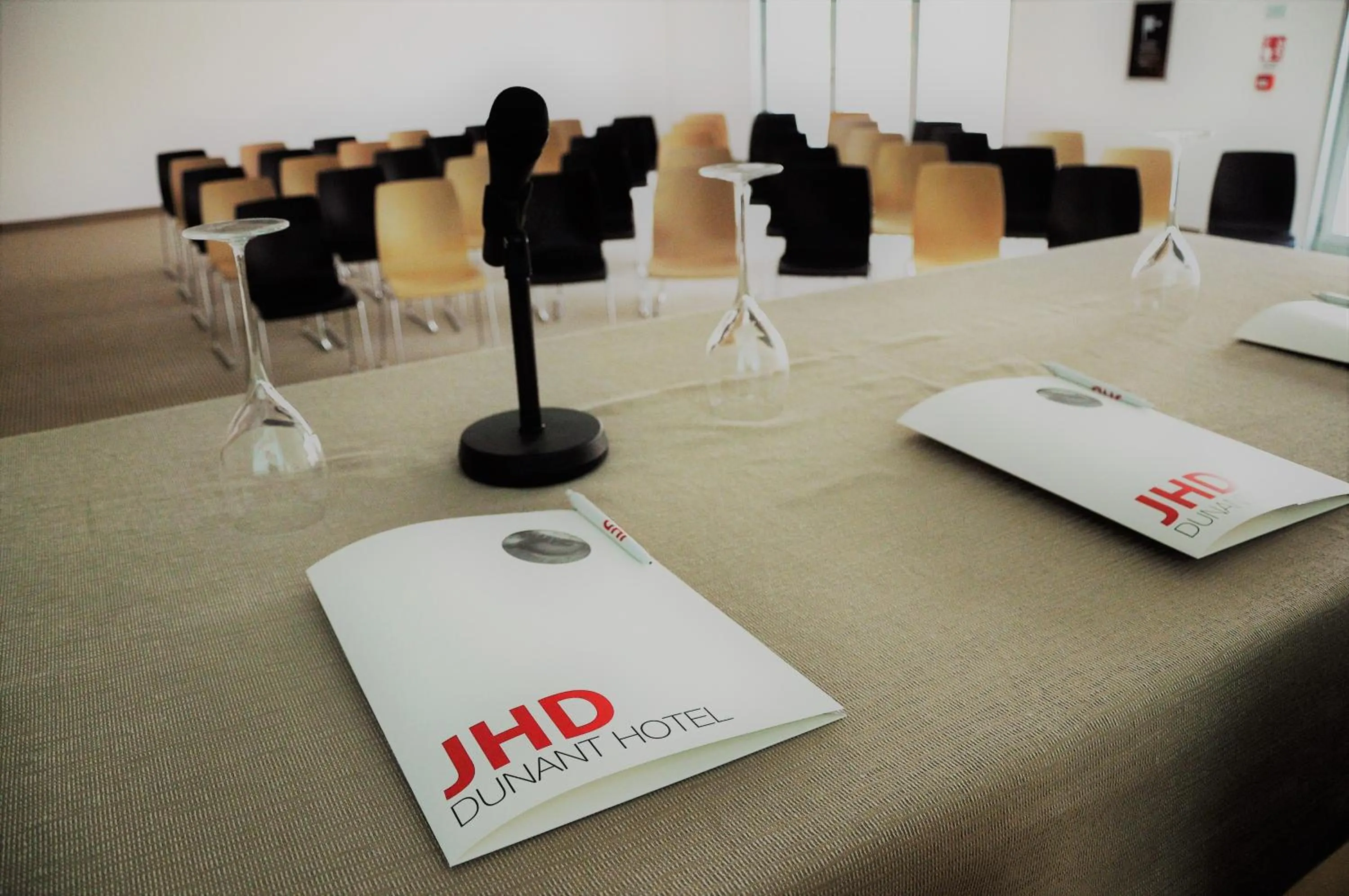 Business facilities in Aiden by Best Western JHD Dunant Hotel