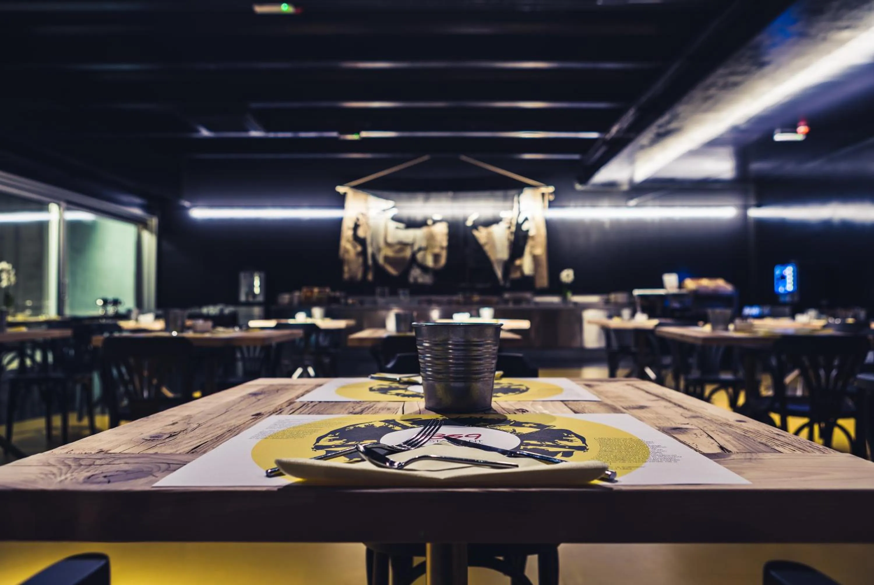 Restaurant/places to eat in Aiden by Best Western JHD Dunant Hotel