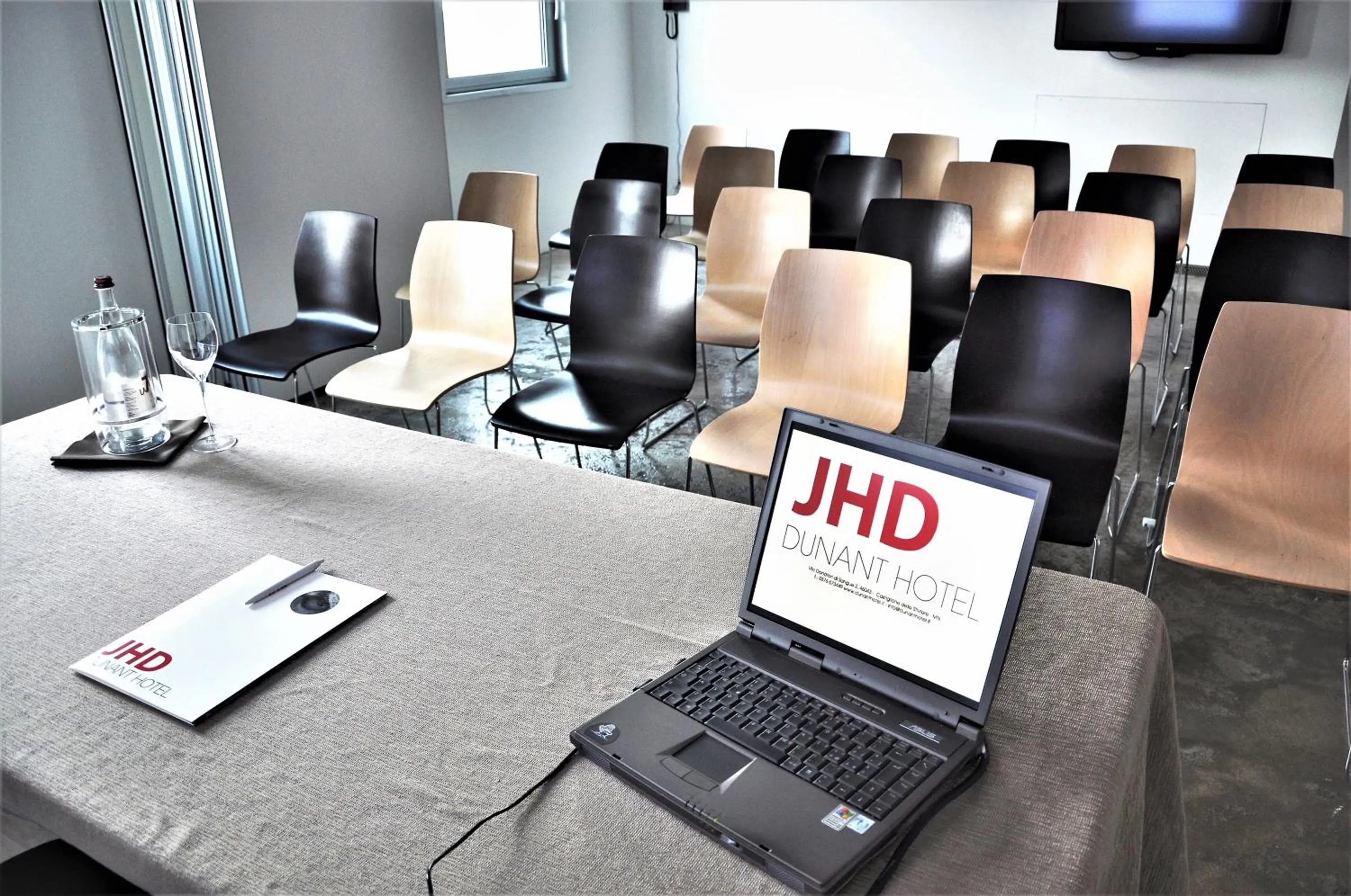 Business facilities in Aiden by Best Western JHD Dunant Hotel