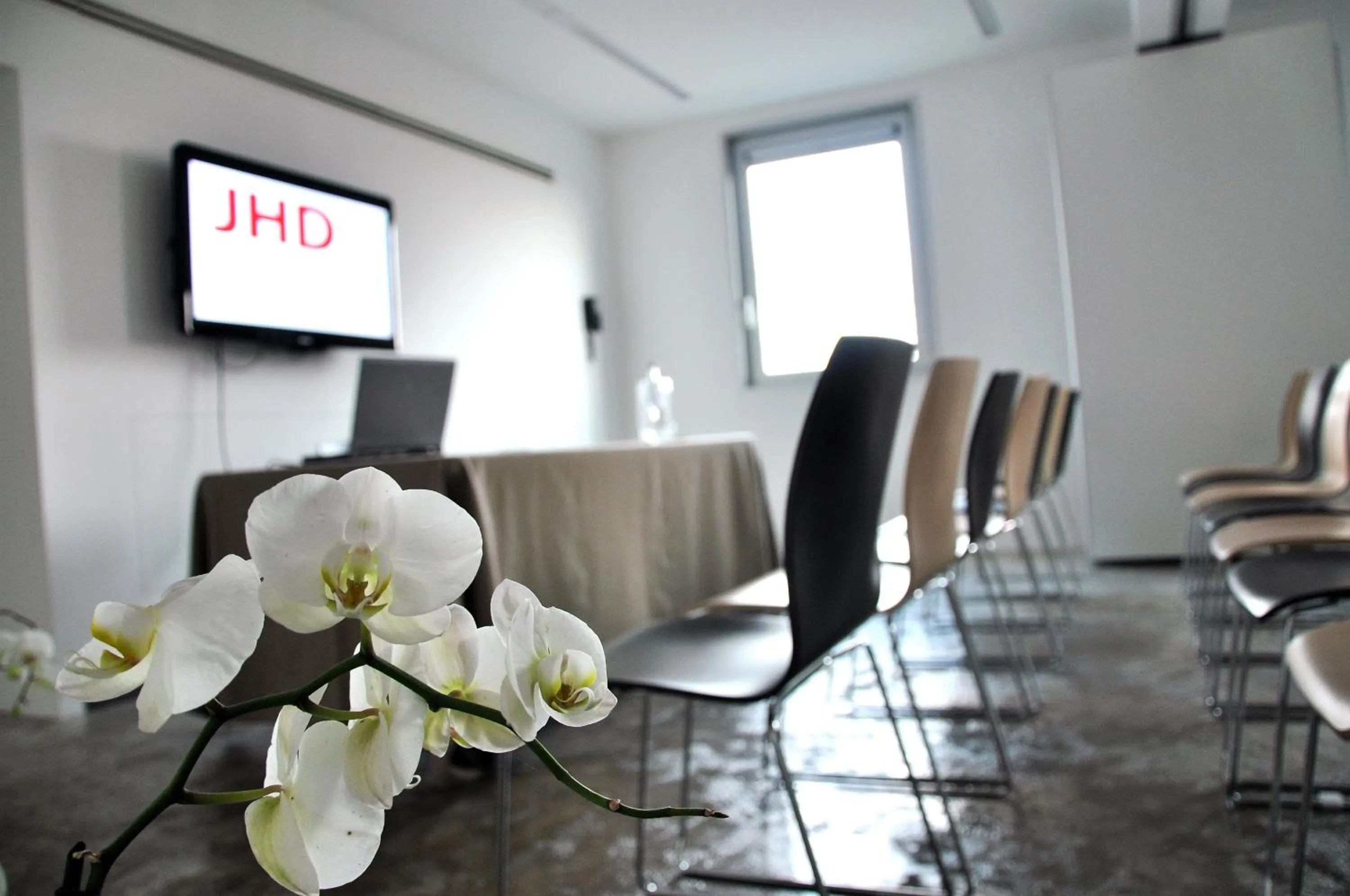 Meeting/conference room in Aiden by Best Western JHD Dunant Hotel