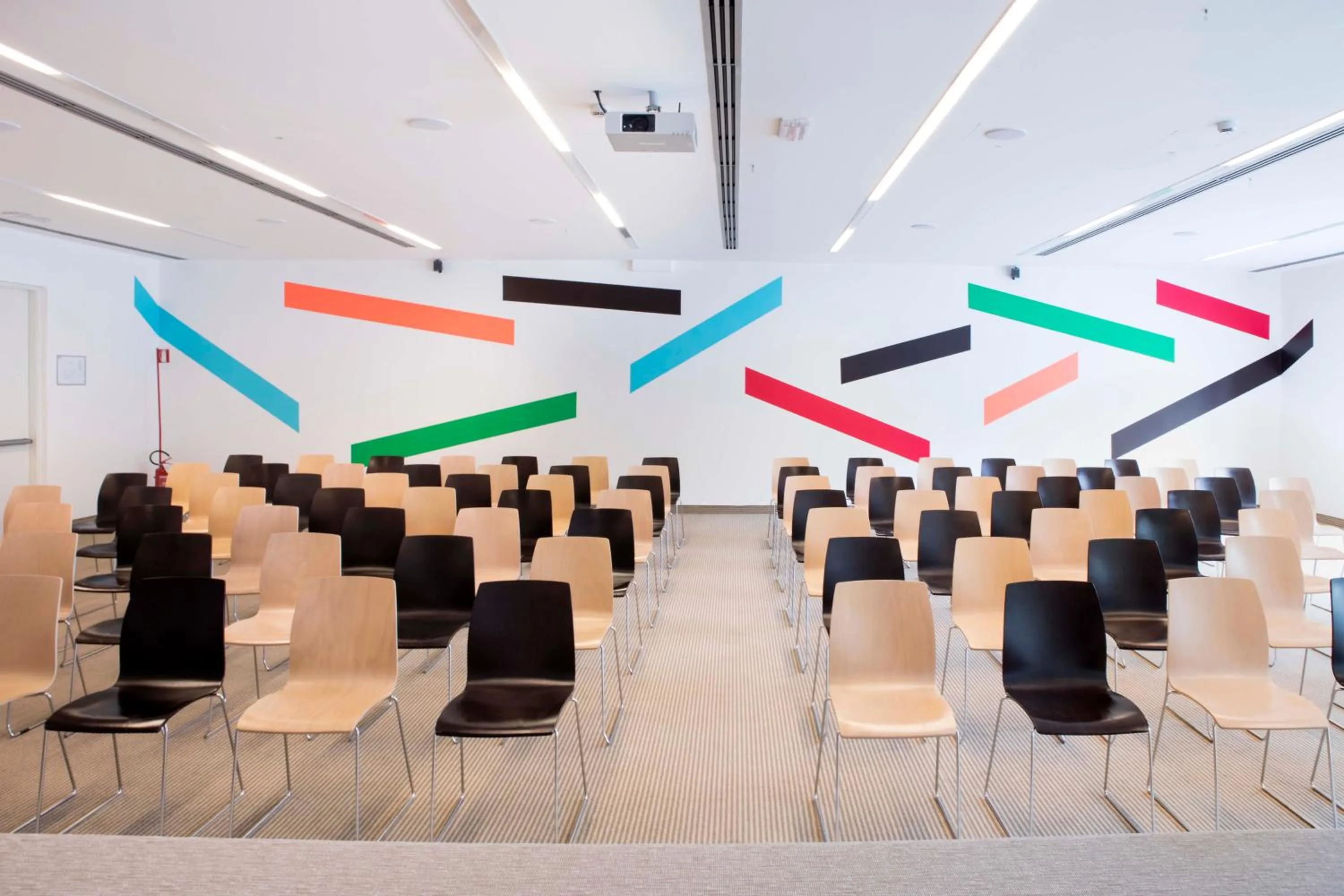 Meeting/conference room in Aiden by Best Western JHD Dunant Hotel