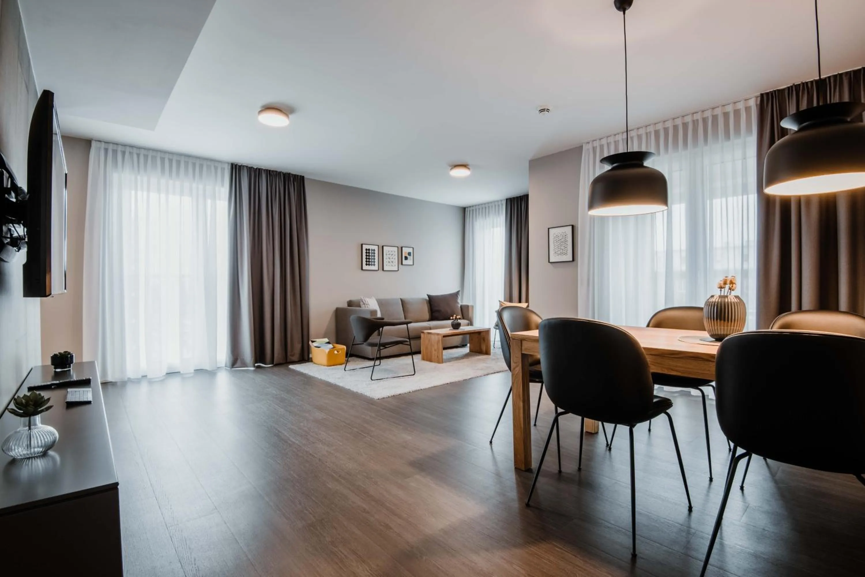 TV and multimedia in Timehouse Serviced Apartments