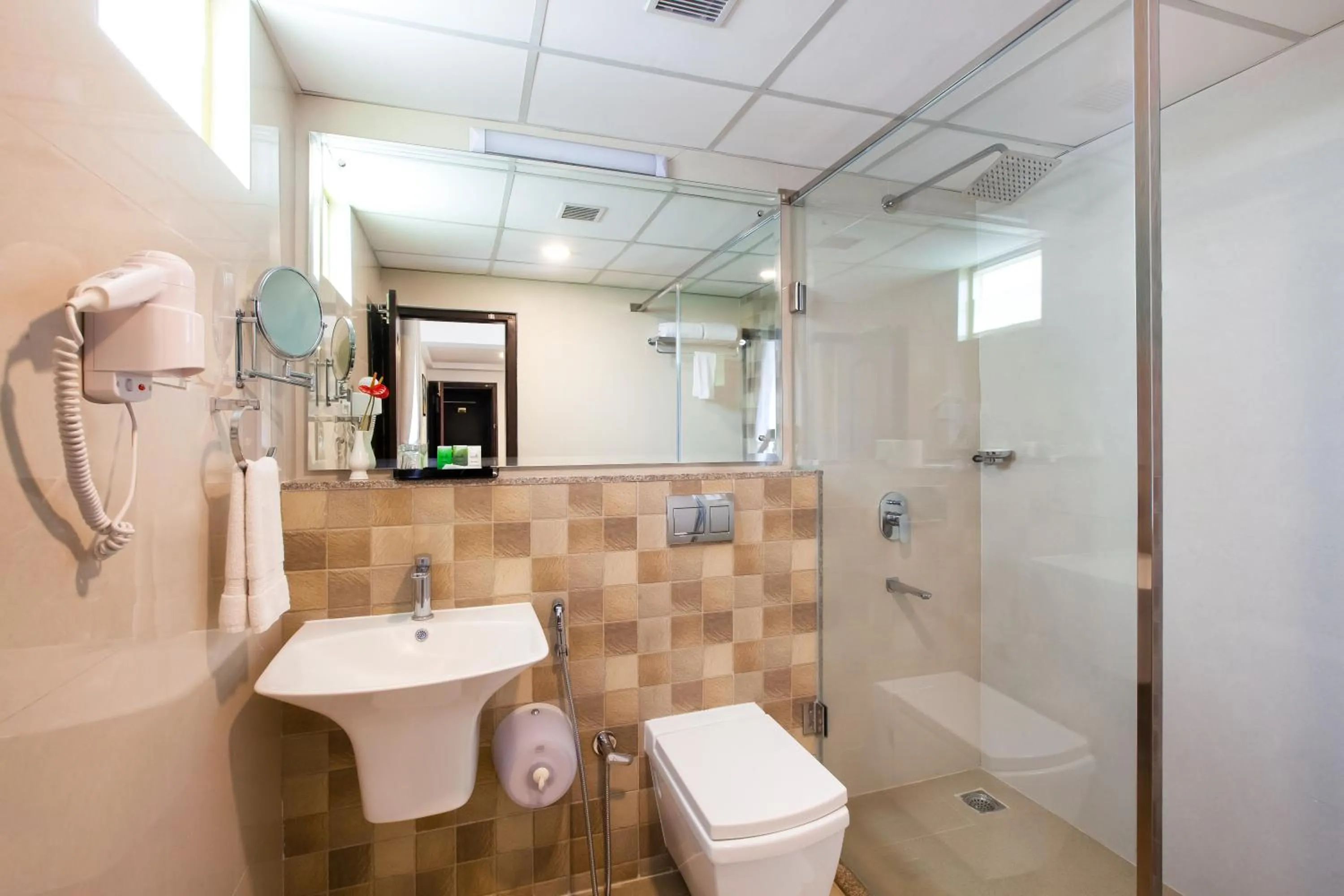 Bathroom in Sterling Thekkady