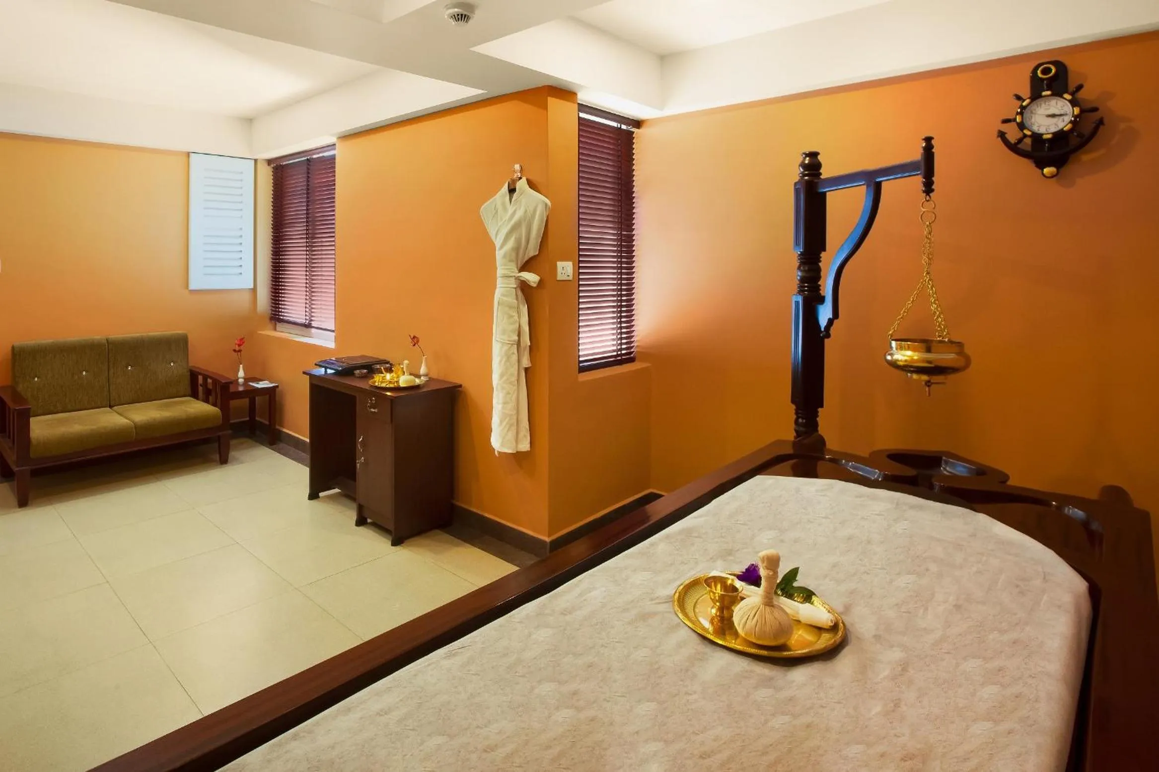 Massage in Sterling Thekkady