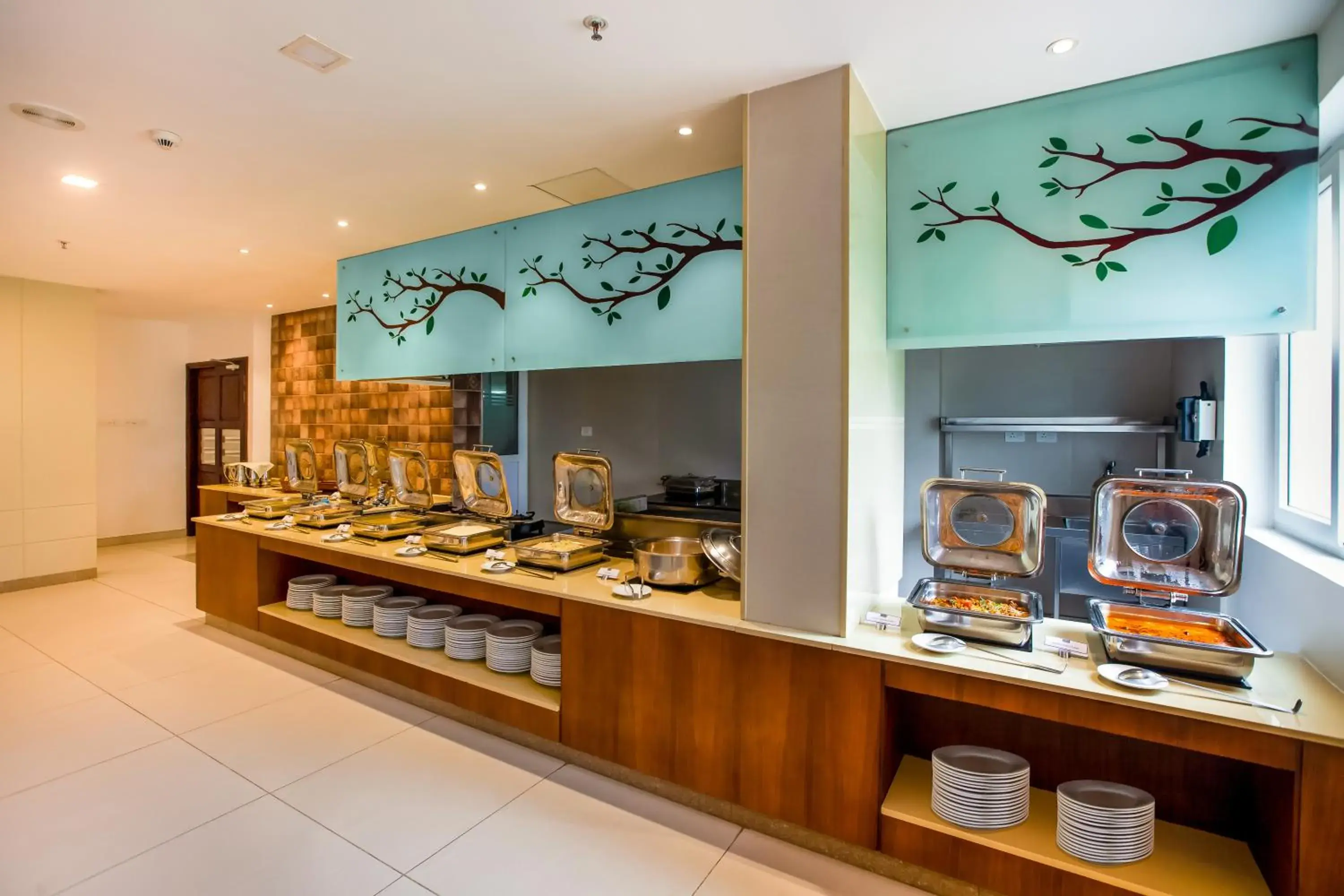 Restaurant/places to eat in Sterling Thekkady Restaurant/places to eat in Sterling Thekkady