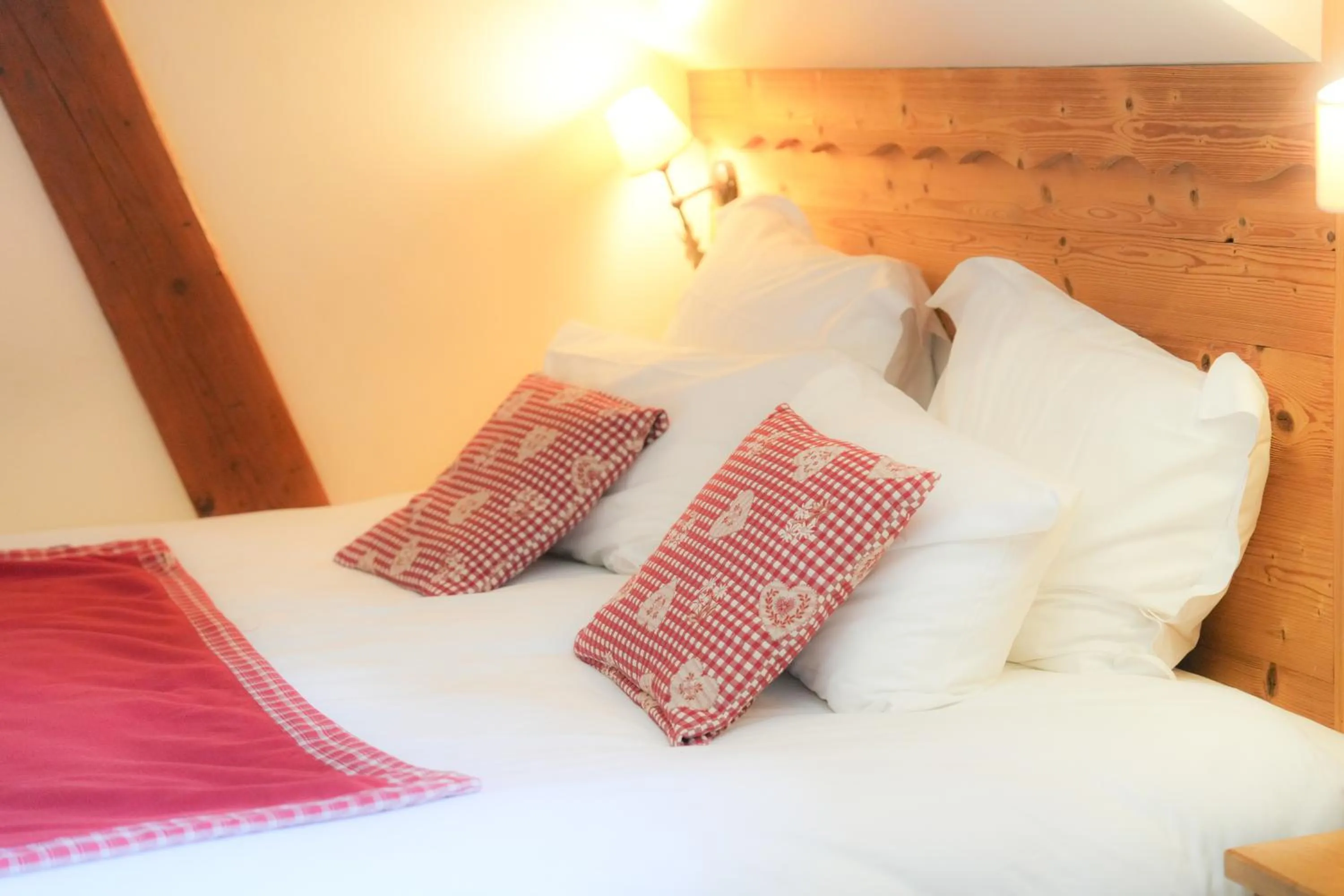 Bed in Auberge du Manoir