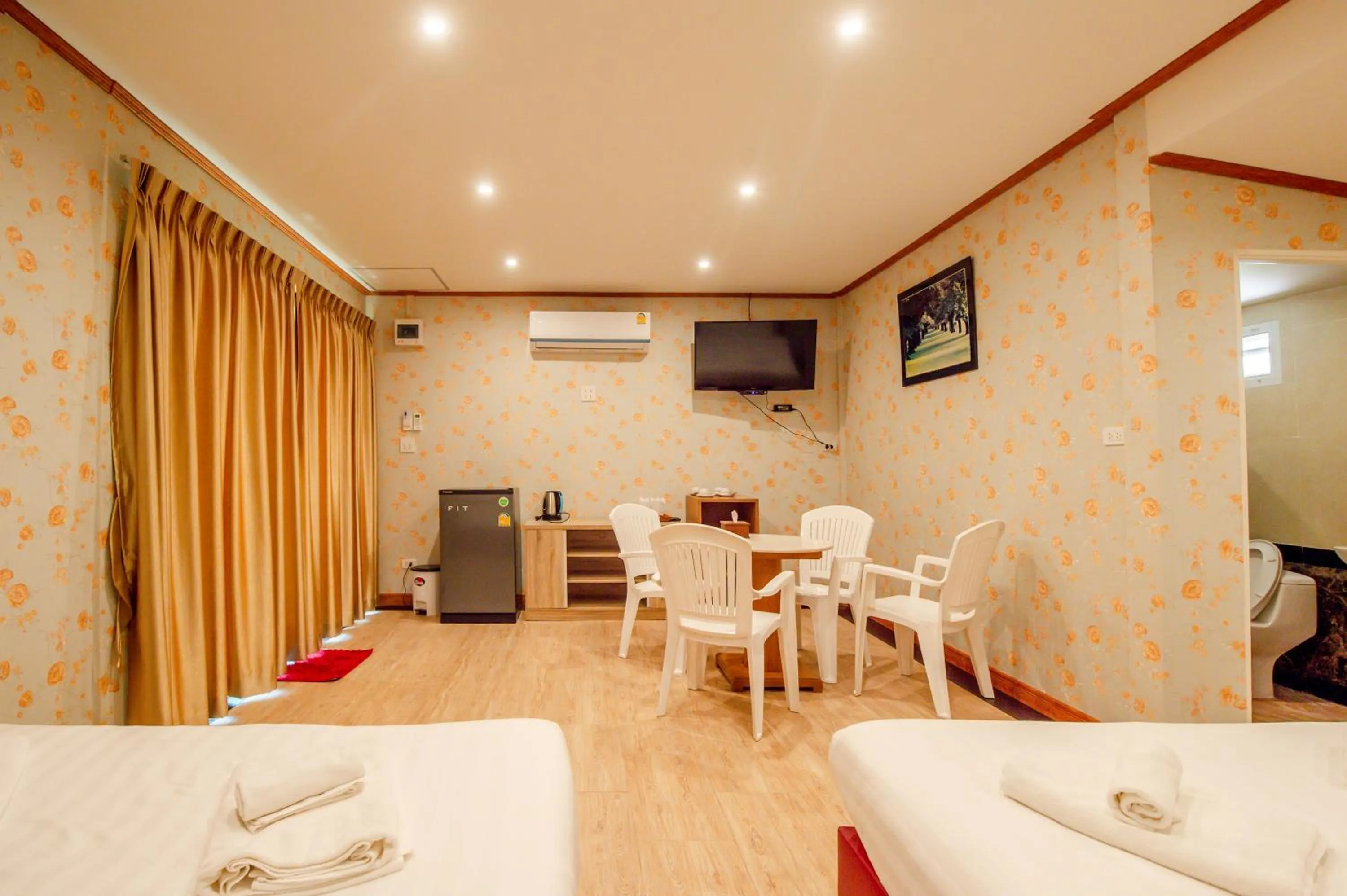 Property building in Golden Dragon Kanchanaburi