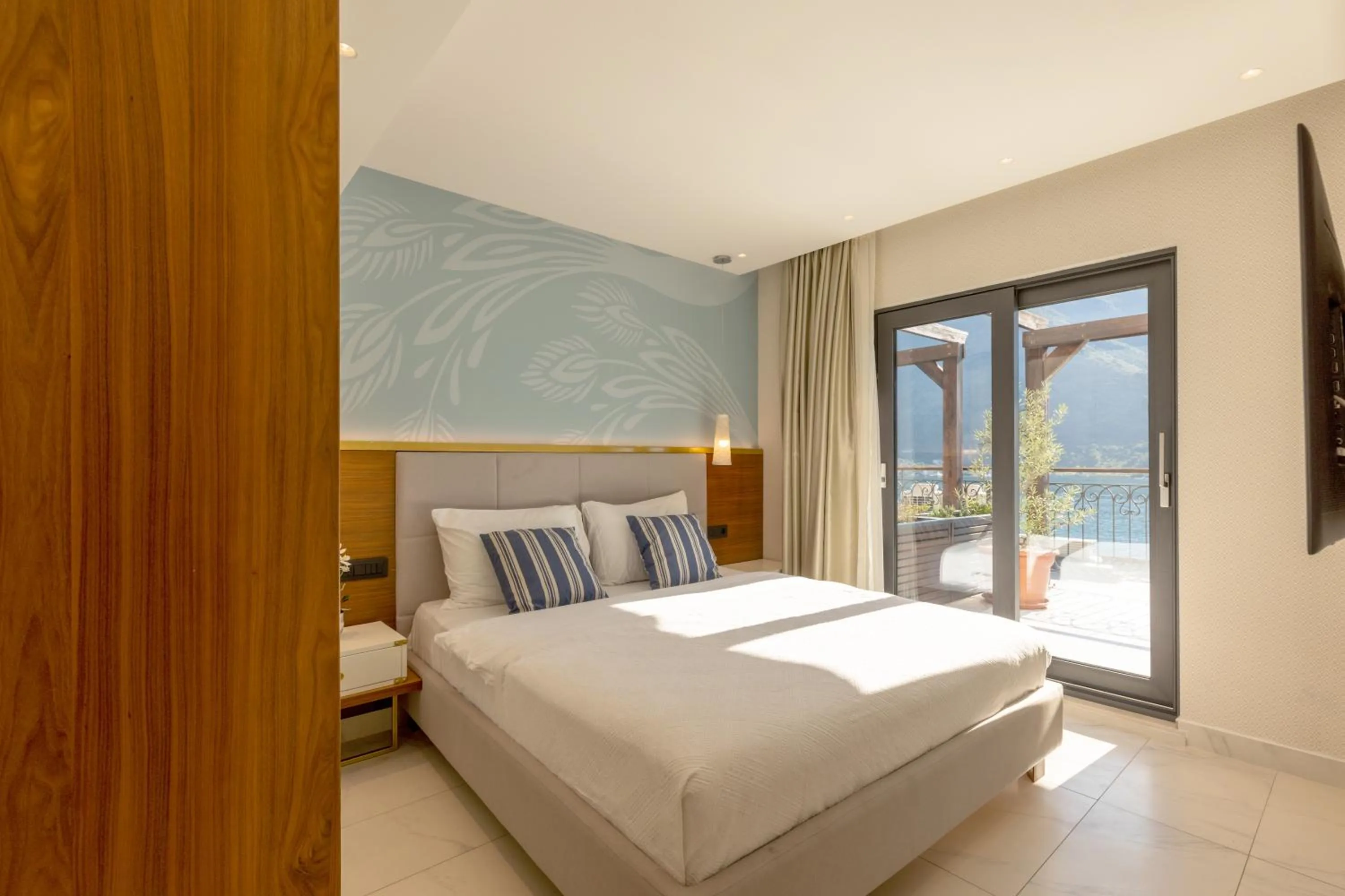 Bedroom, Bed in HUMA Kotor Bay Hotel and Villas