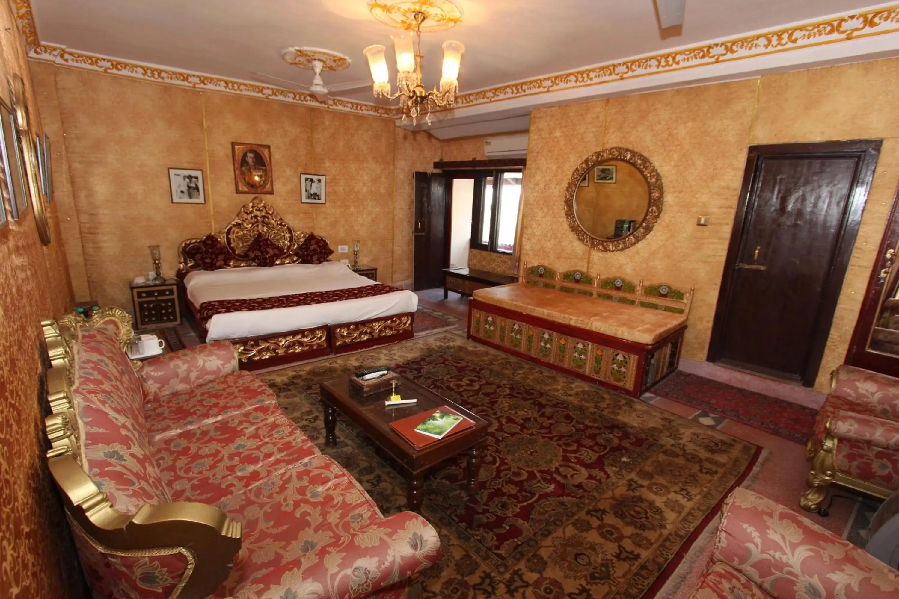 Bed in WelcomHeritage Grace Hotel Bed in WelcomHeritage Grace Hotel