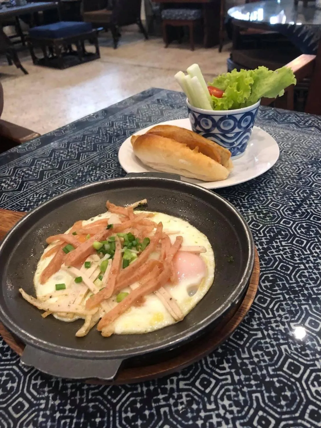 Continental breakfast in PX122 DBEST HOTEL