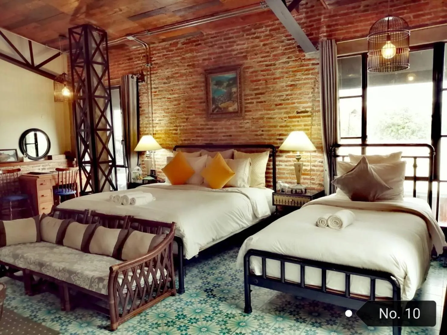 Bed in PX122 DBEST HOTEL