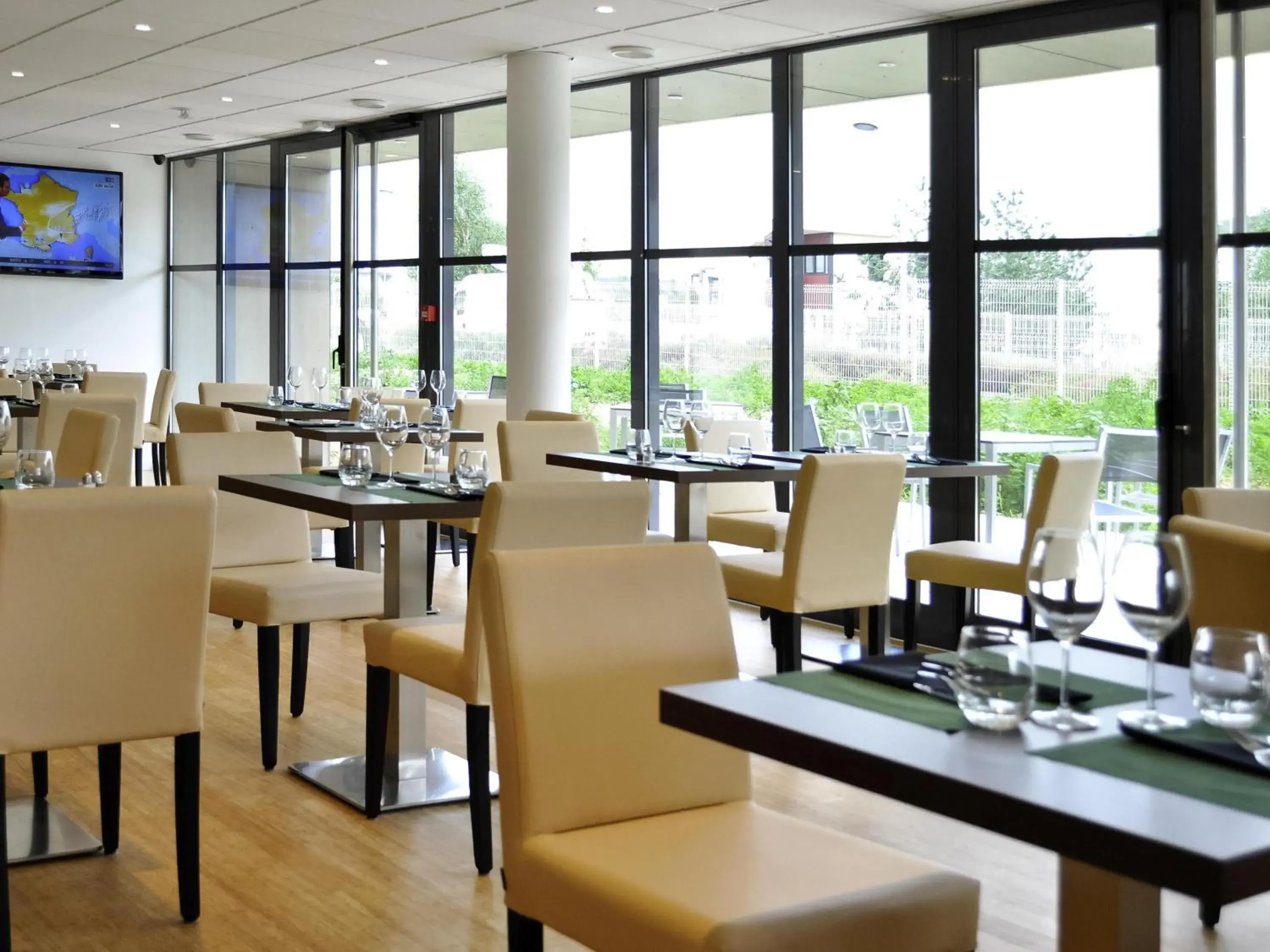Restaurant/places to eat in ibis budget Lyon Est Chaponnay Restaurant/places to eat in ibis budget Lyon Est Chaponnay