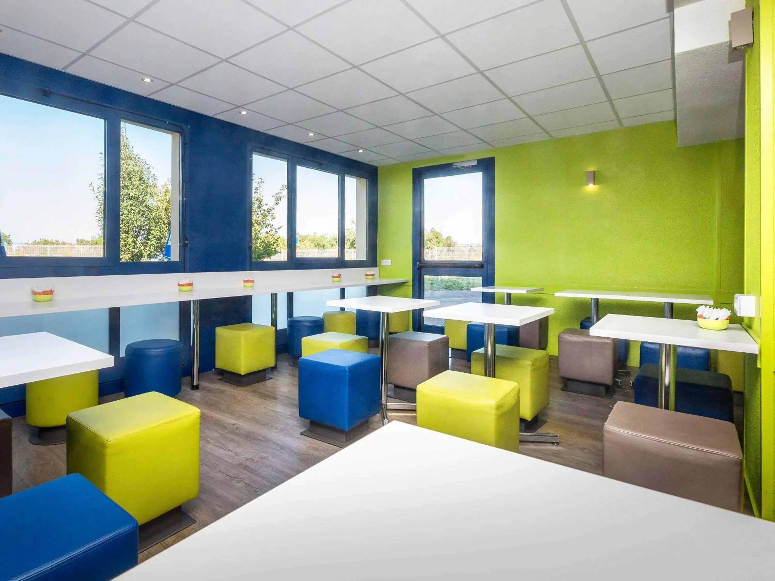 Property building in ibis budget Lyon Est Chaponnay Property building in ibis budget Lyon Est Chaponnay