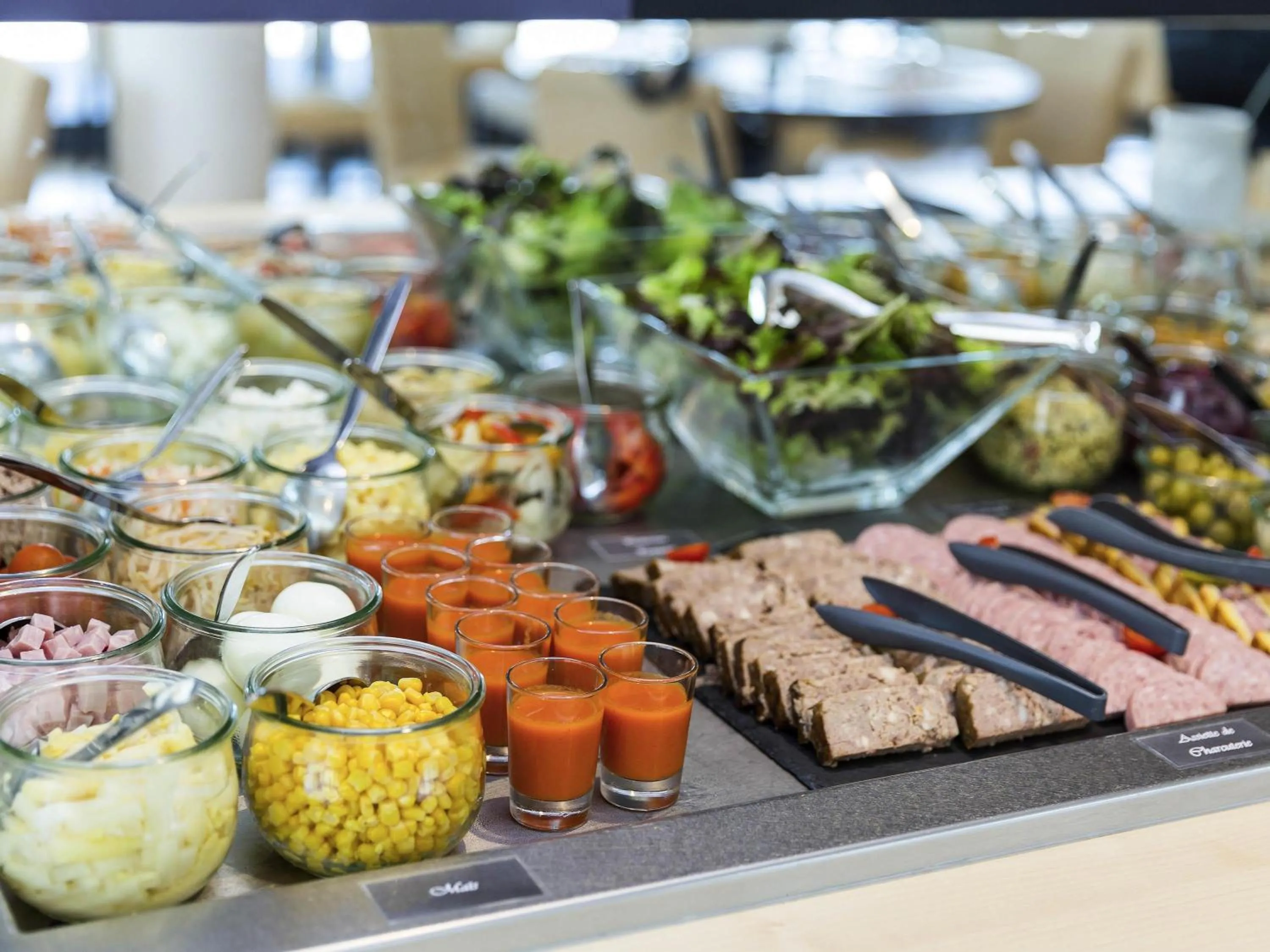 Restaurant/places to eat in ibis budget Lyon Est Chaponnay