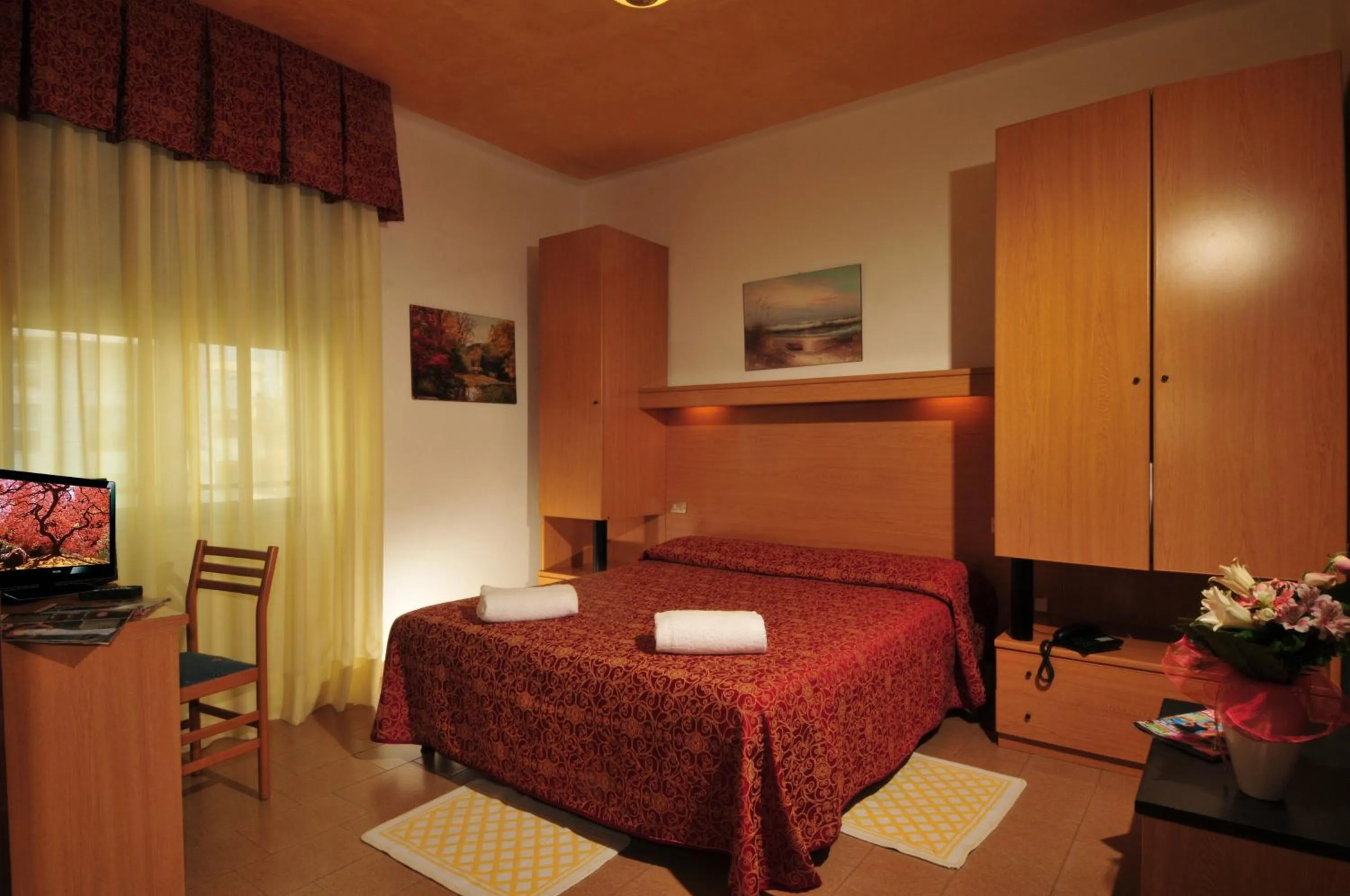 Summer, Bed in Hotel Al Mare