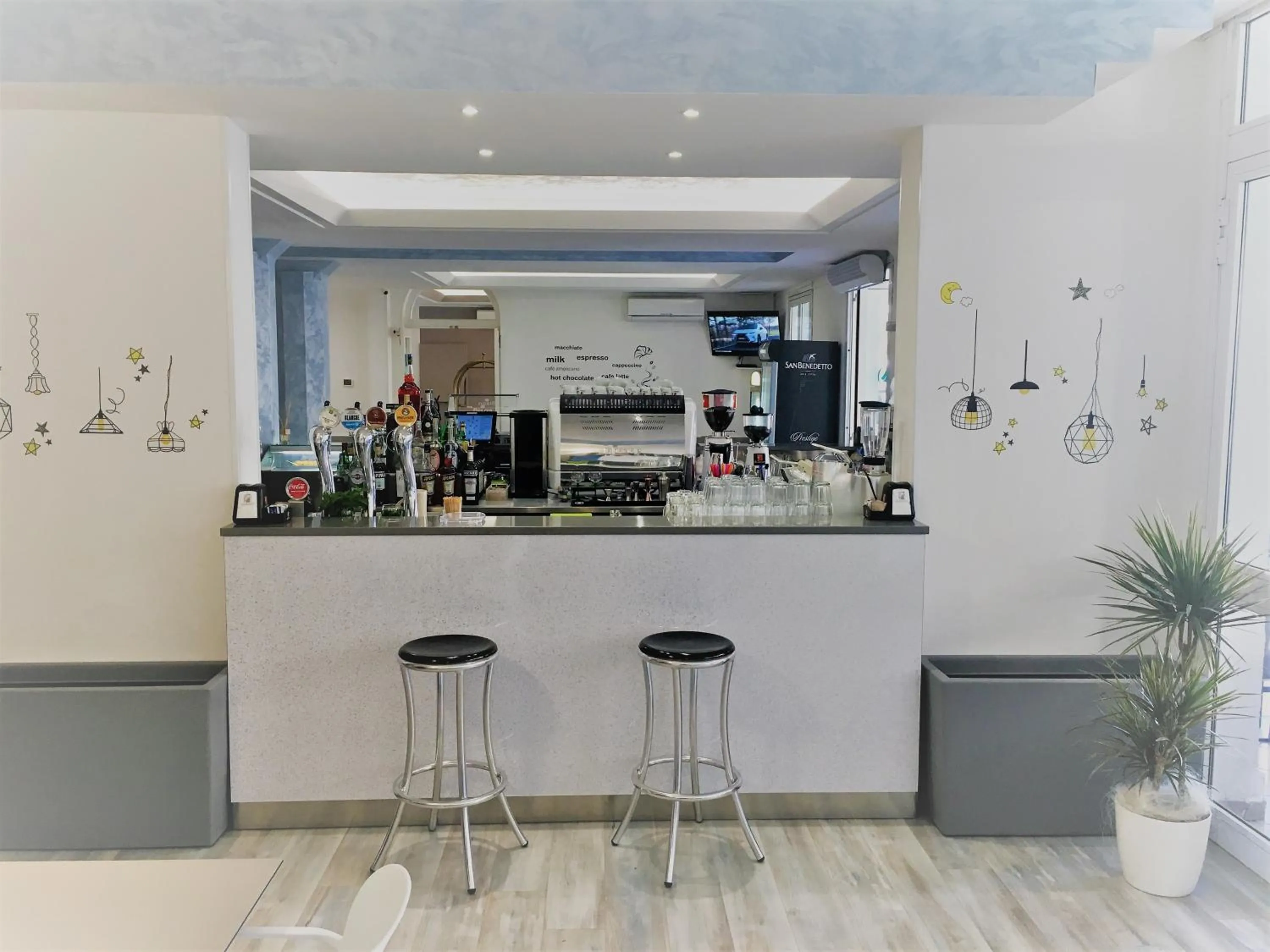 Restaurant/places to eat in Hotel Al Mare