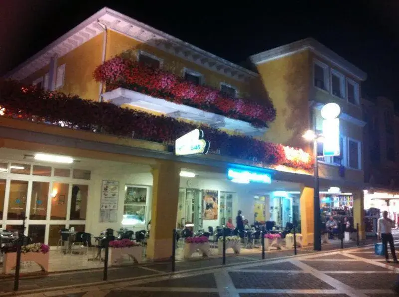 Facade/entrance, Property Building in Hotel Al Mare