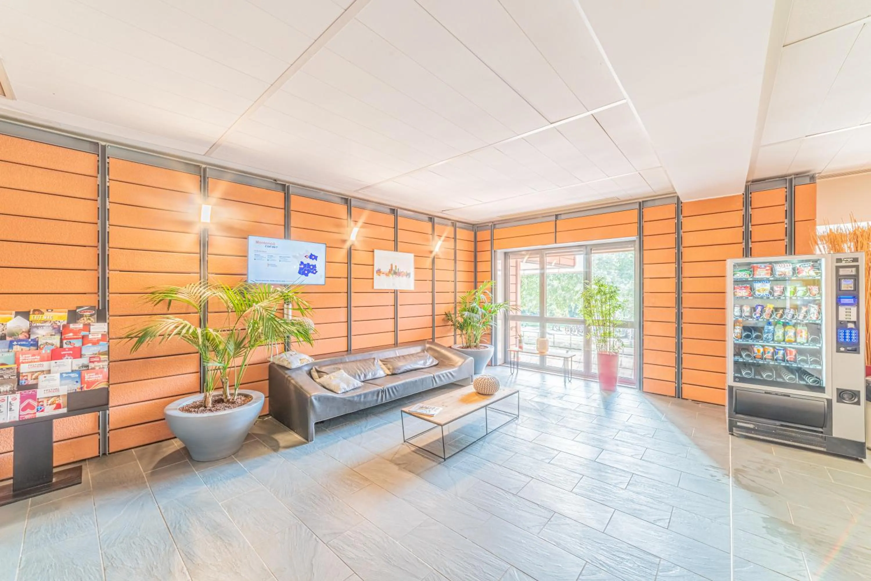 Lobby or reception in Residence Montempo Appart'Hôtel Lyon Cite Internationale