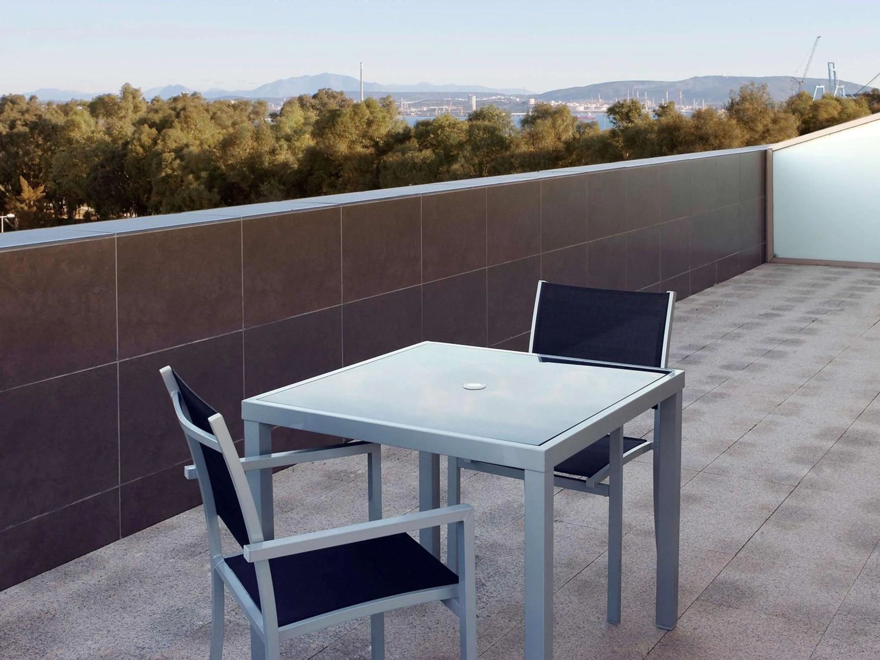 Photo of the whole room in Mercure Algeciras