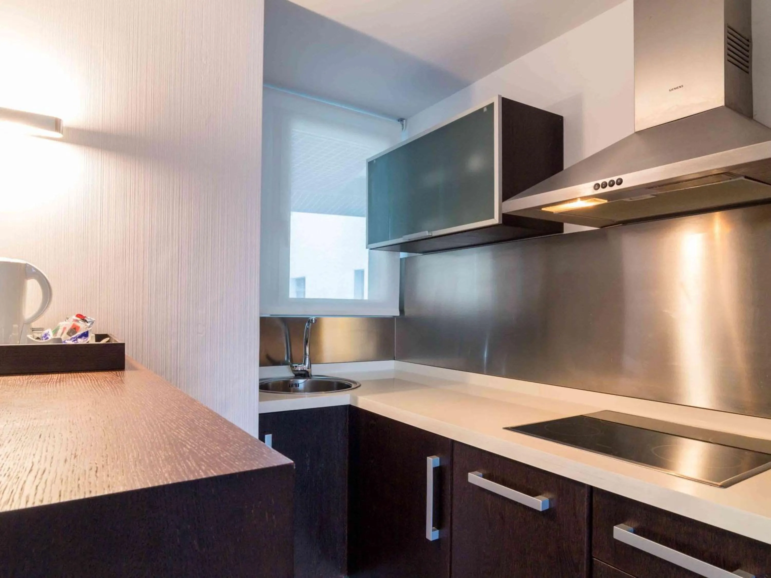 Photo of the whole room in Mercure Algeciras