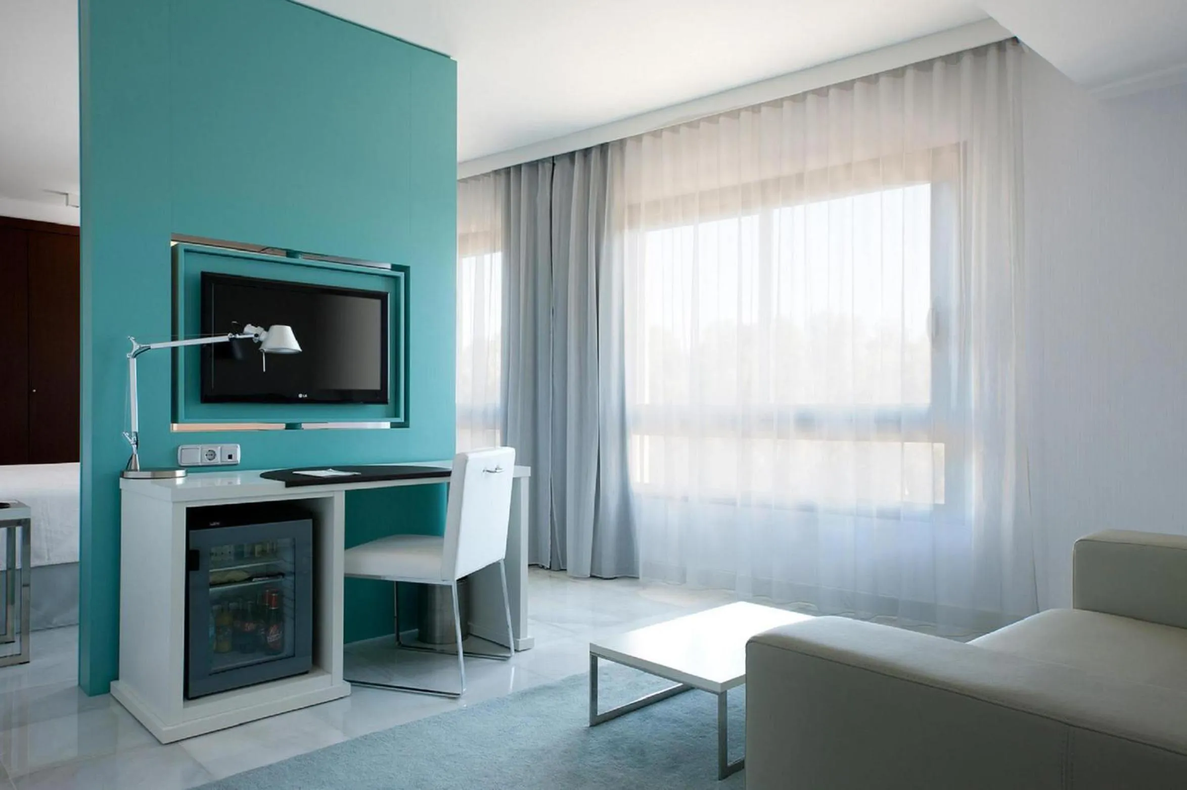 Photo of the whole room in Mercure Algeciras