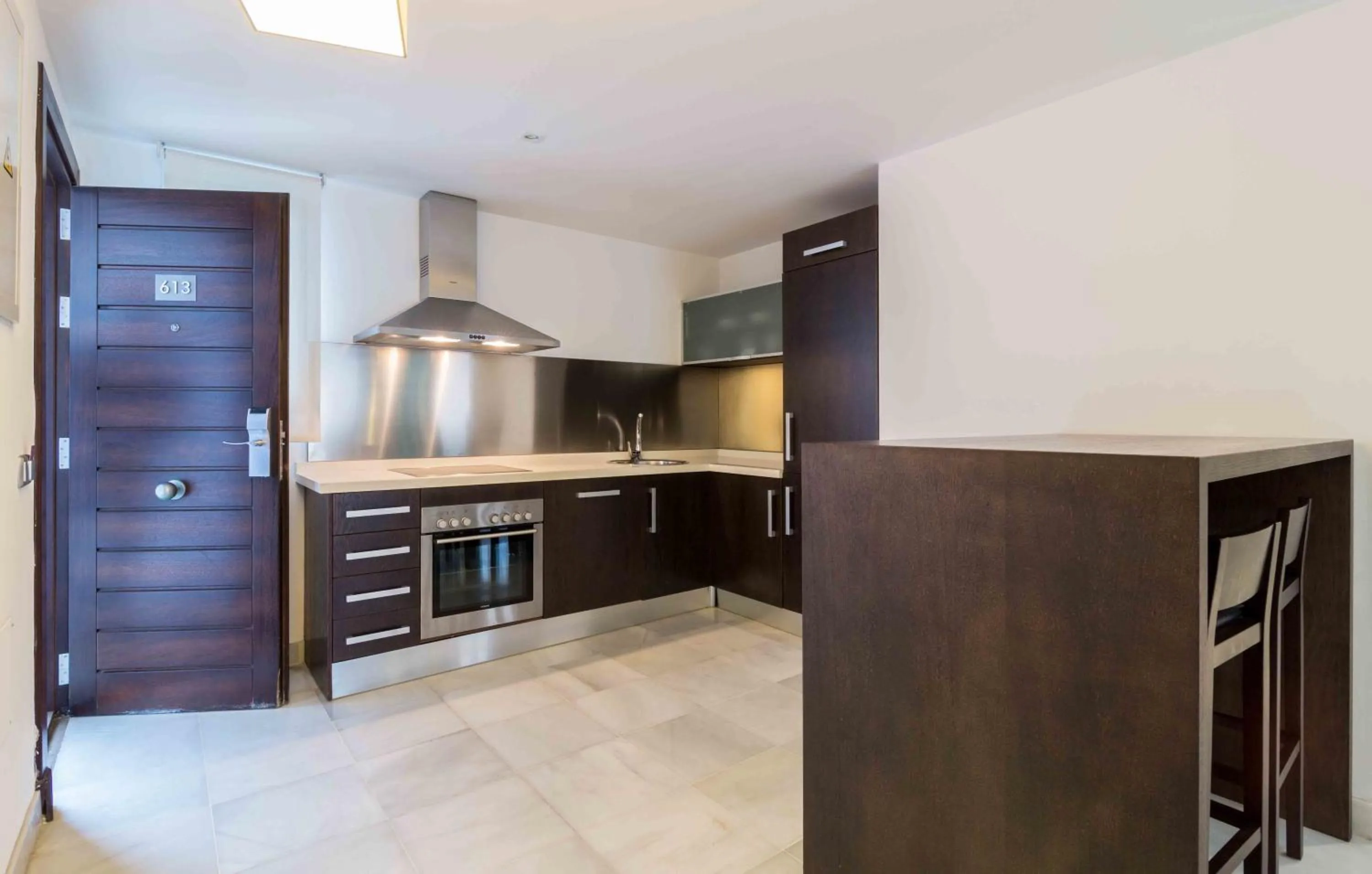 Kitchen or kitchenette in Mercure Algeciras