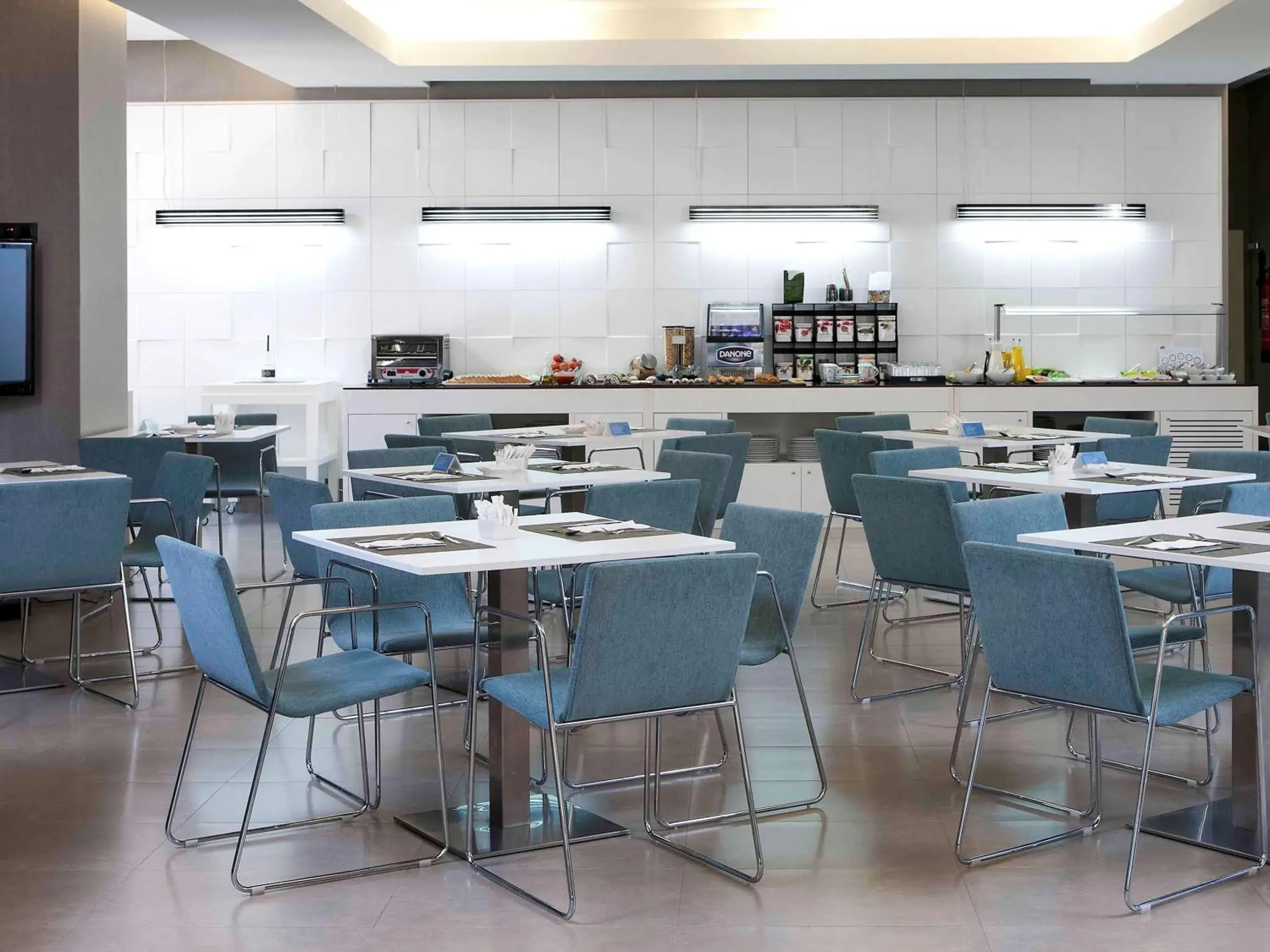 Restaurant/places to eat in Mercure Algeciras Restaurant/places to eat in Mercure Algeciras