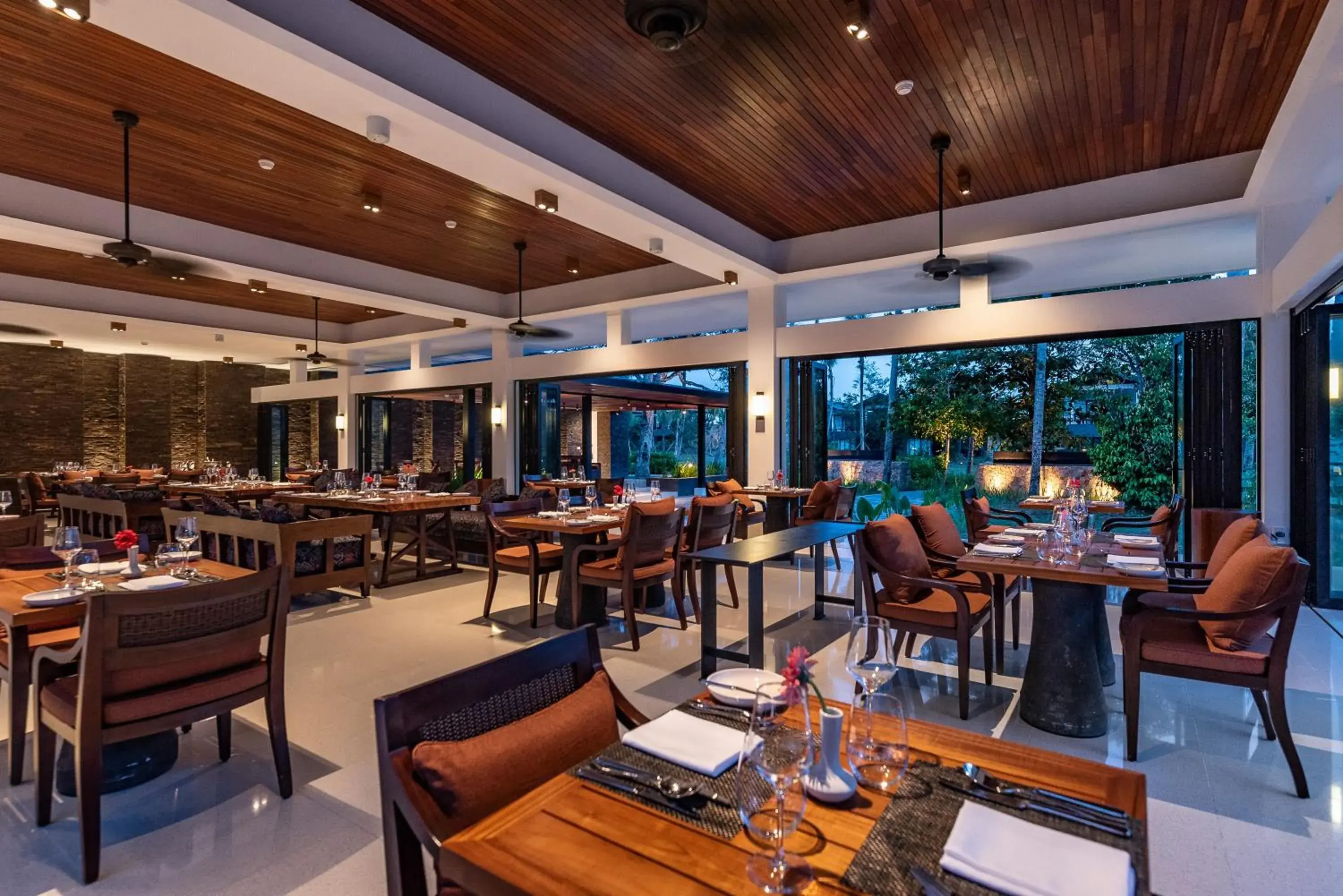 Restaurant/places to eat in The Residence Bintan Restaurant/places to eat in The Residence Bintan