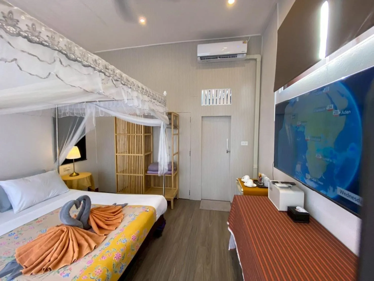 Bed in Sea Pines & Liberg