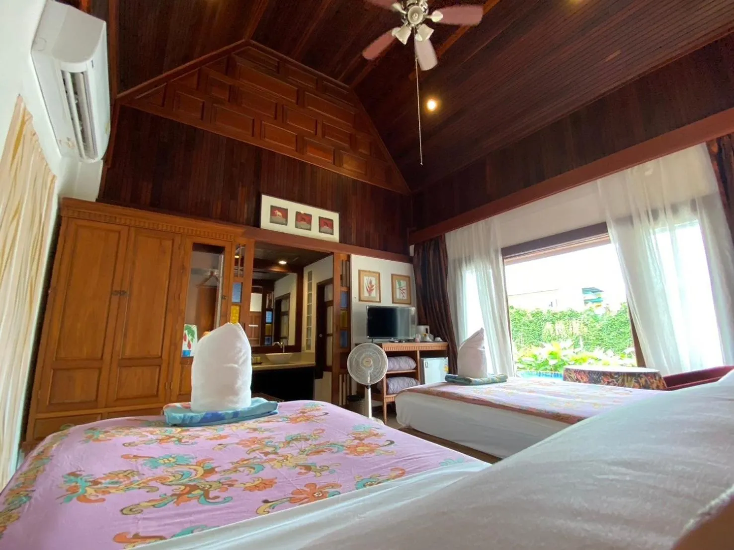 Bed in Sea Pines & Liberg