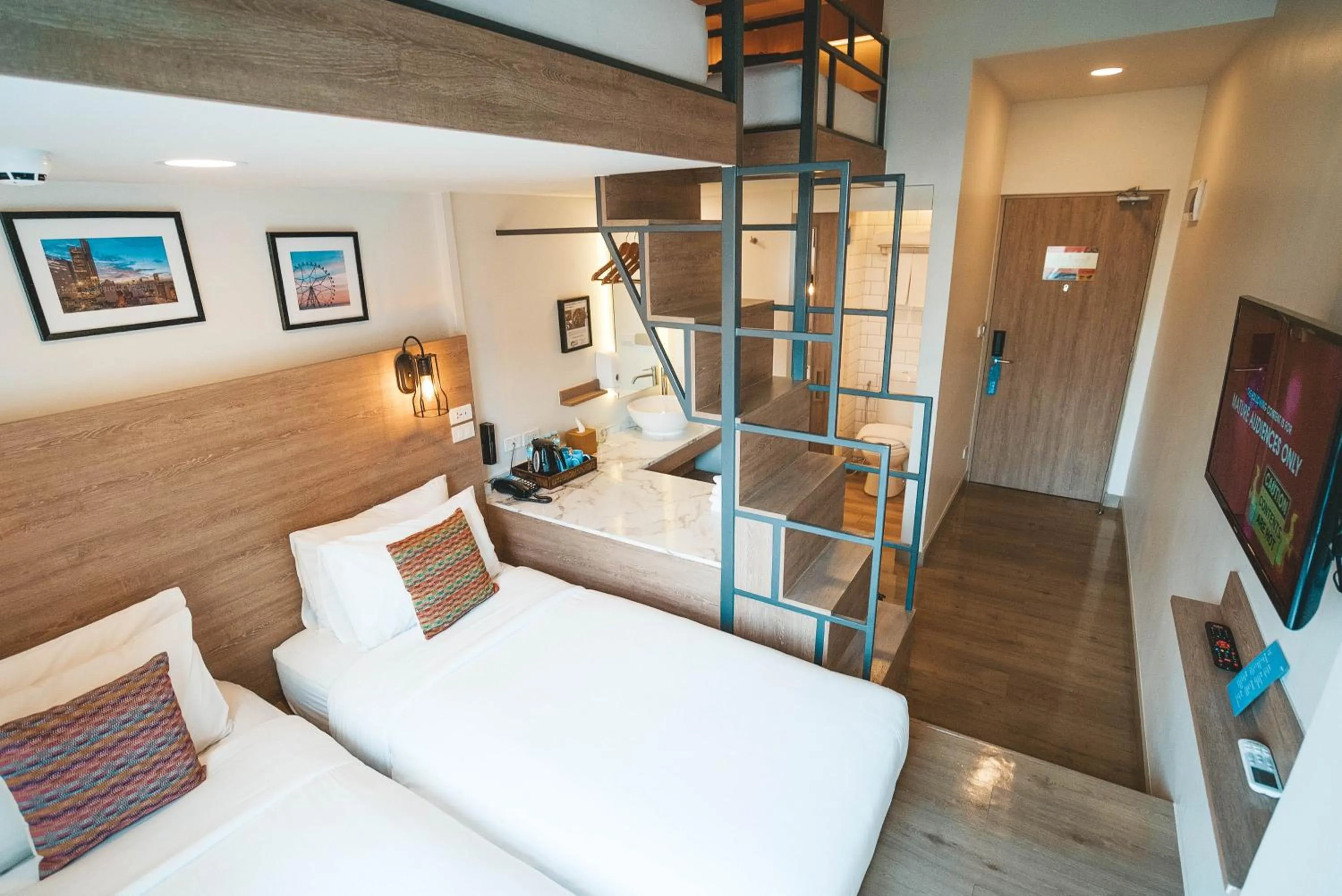 Photo of the whole room, Bed in Lub d Manila Makati - Central Makati, Near Nightlife