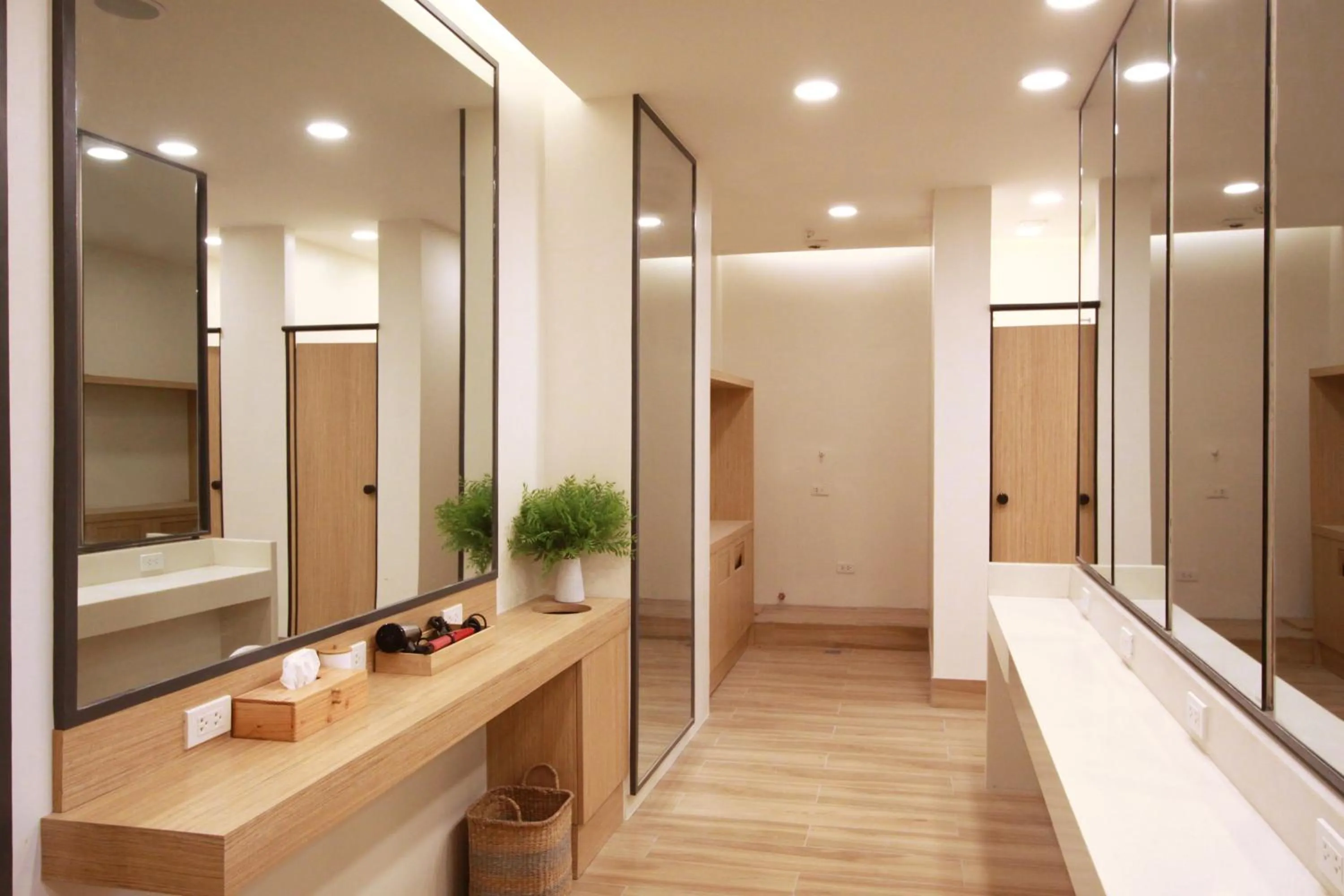 Shower in Lub d Manila Makati - Central Makati, Near Nightlife