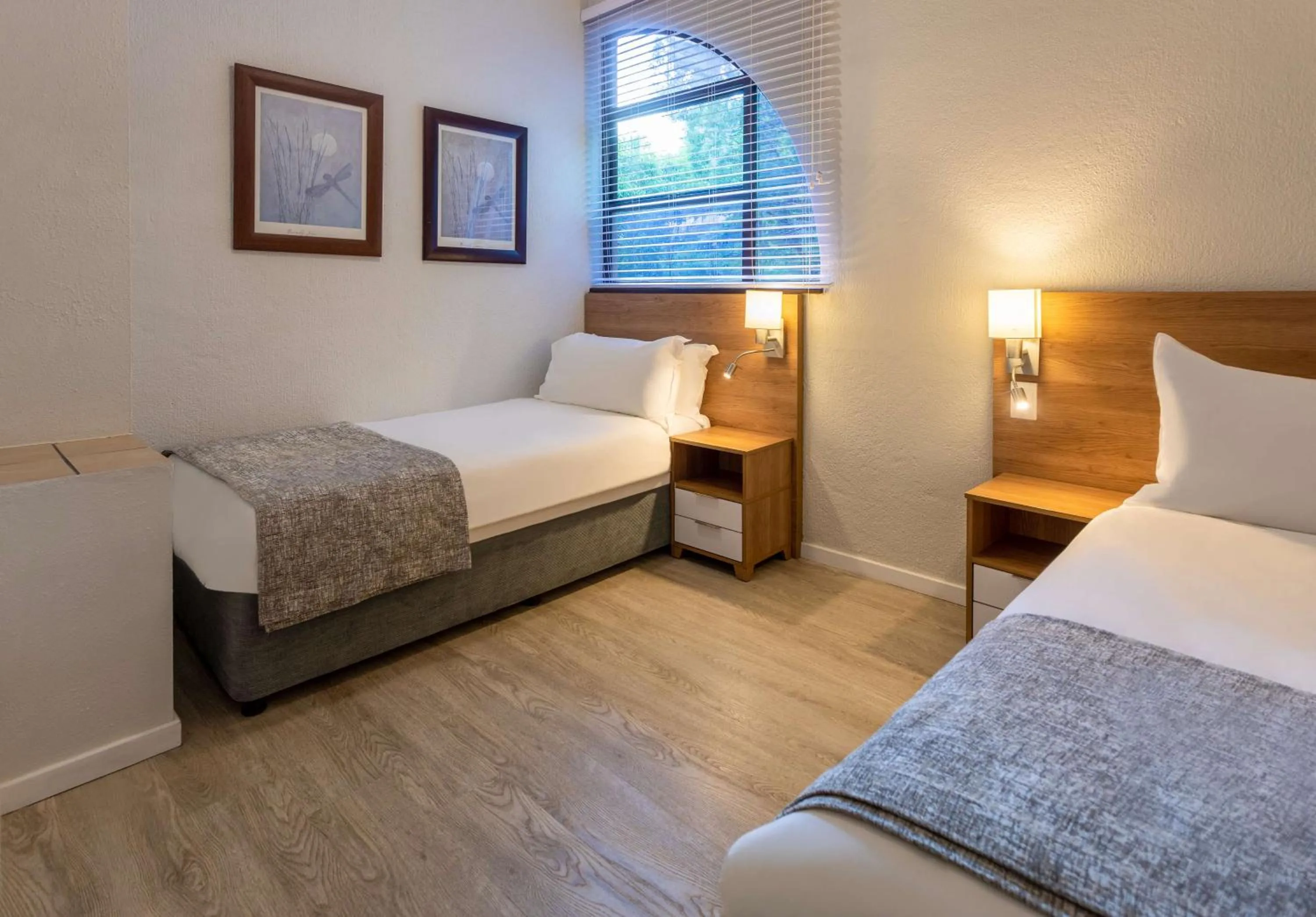 Bedroom, Bed in Pine Lake Resort