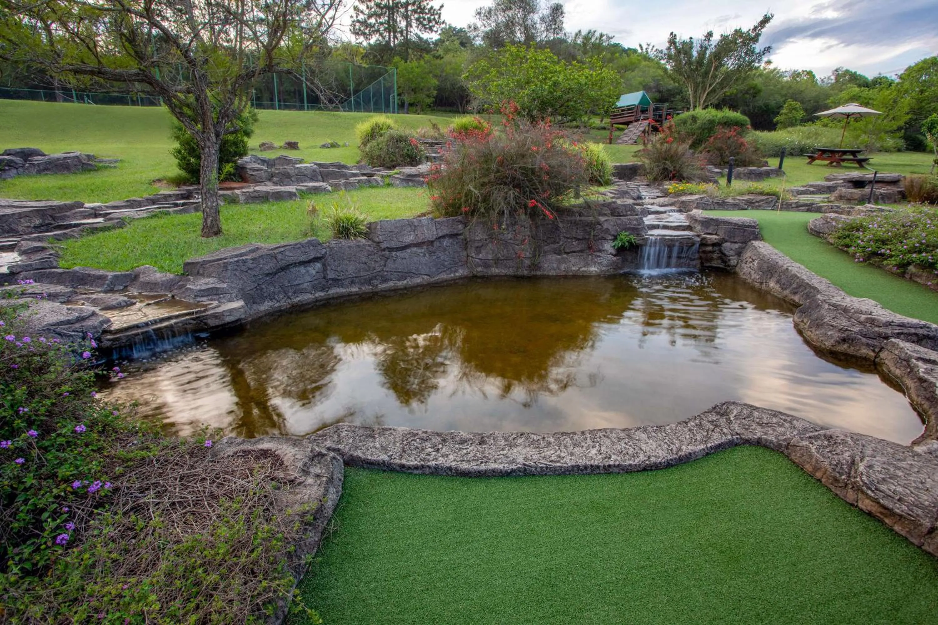 Property building in Pine Lake Resort