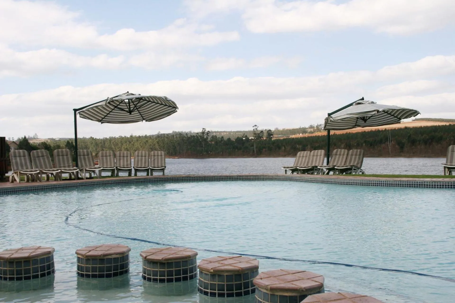 Swimming pool in Pine Lake Resort