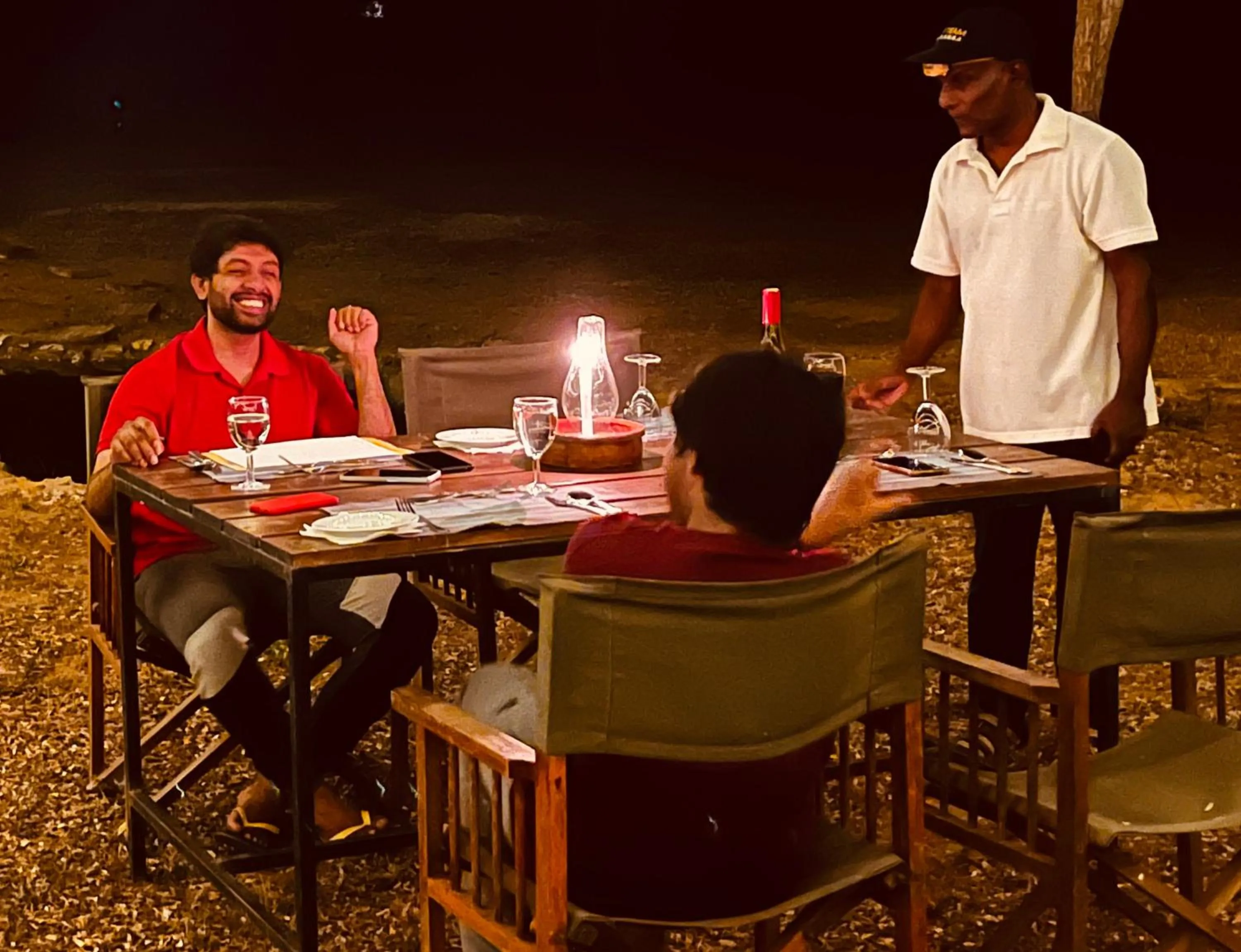 Night in Funky Leopard Safari Lodge Bordering Yala National Park