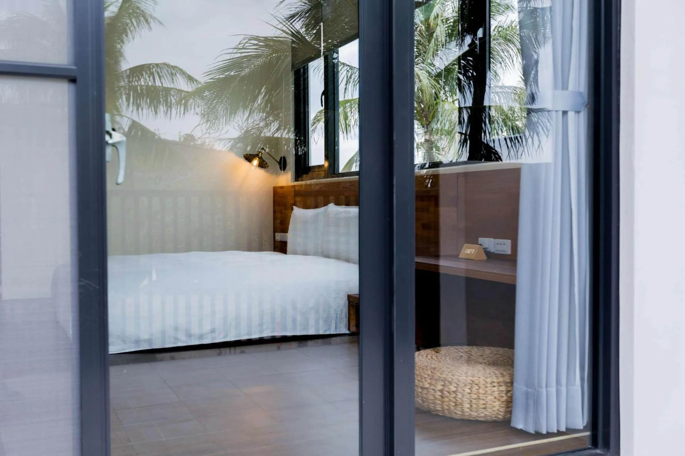 Bed in Rich Sunshine Inn