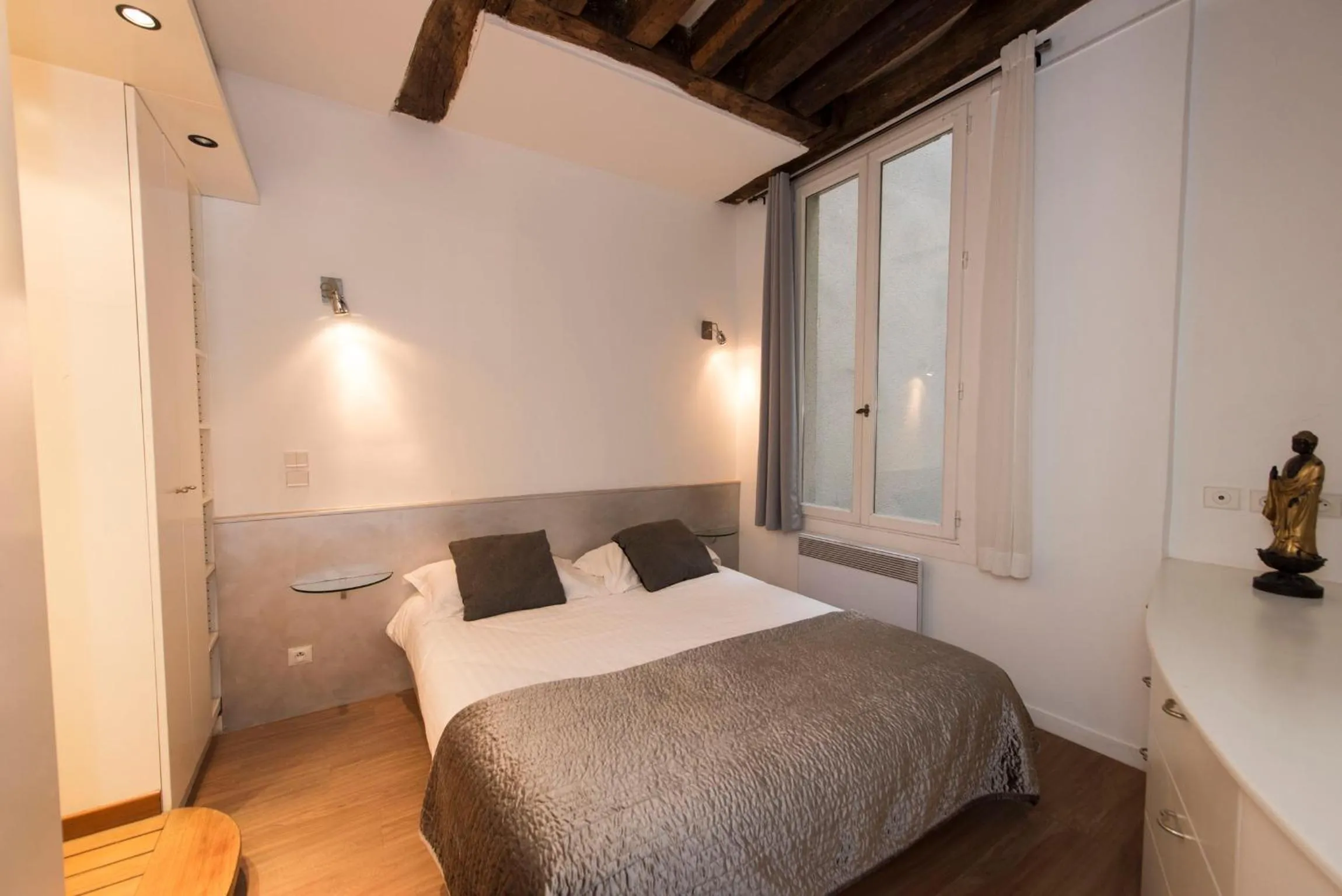 Bed in Couleur St Martin