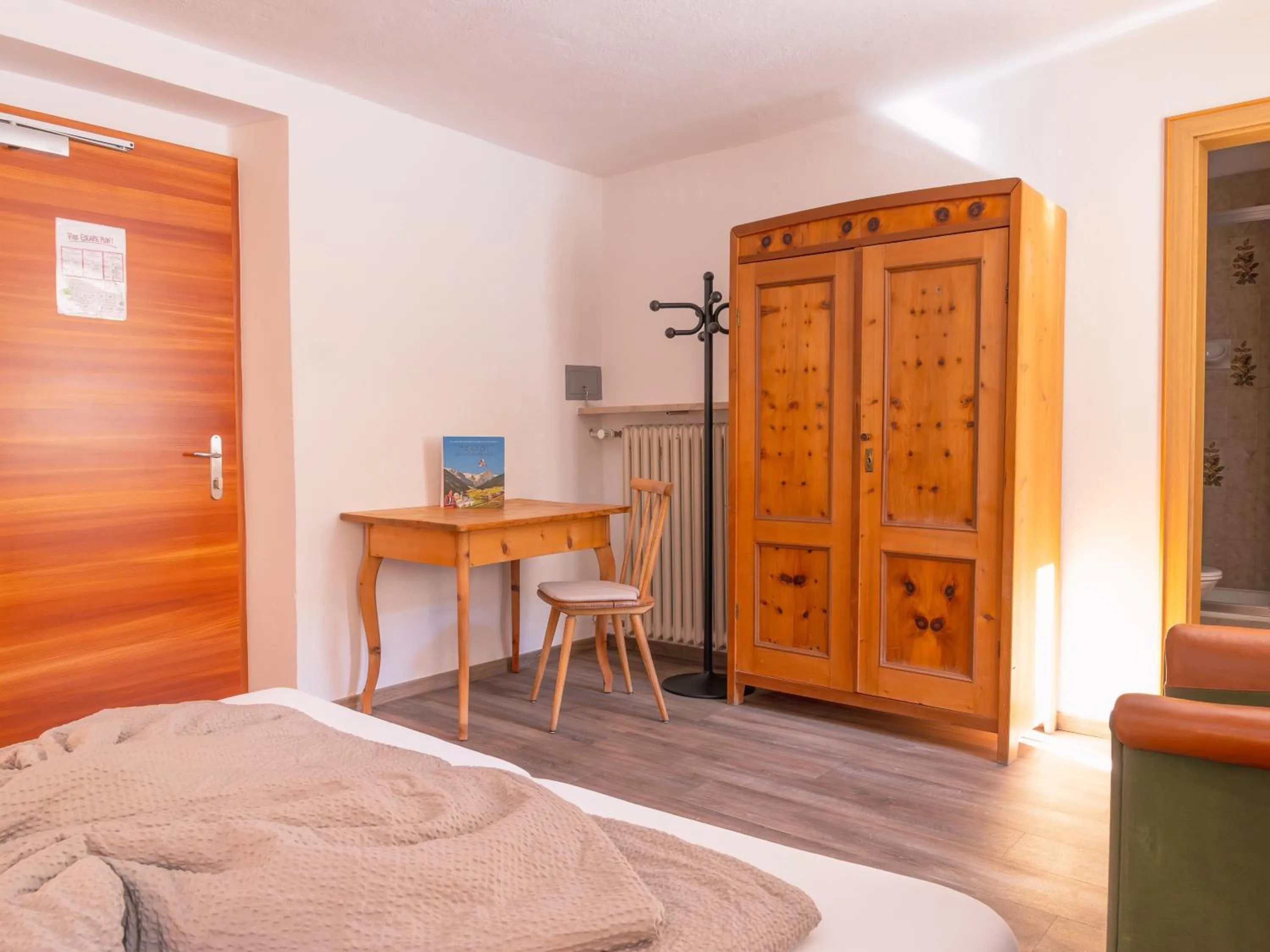 Photo of the whole room, Bed in Berghotel Franzenshöhe