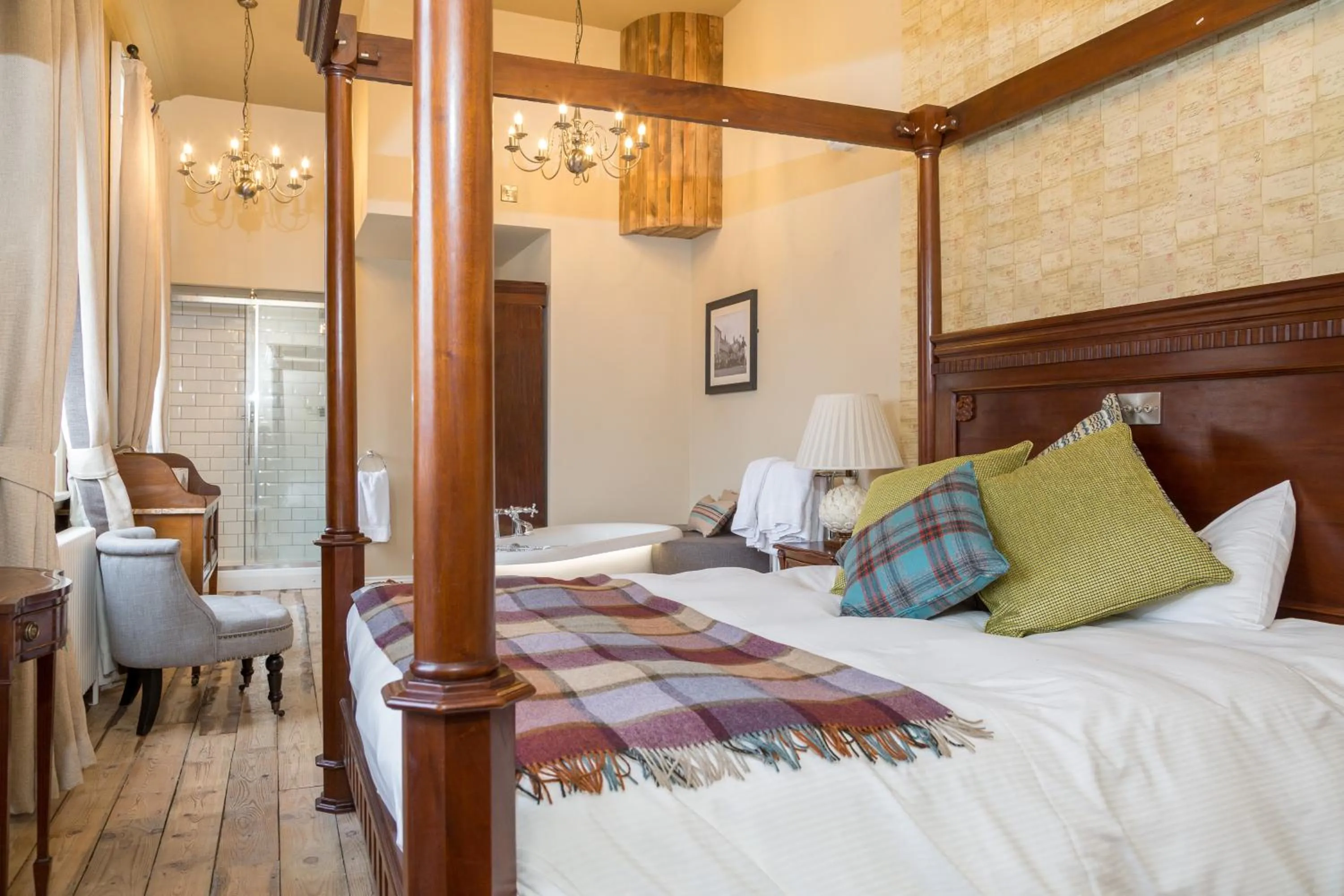 Bed in The Bull Hotel