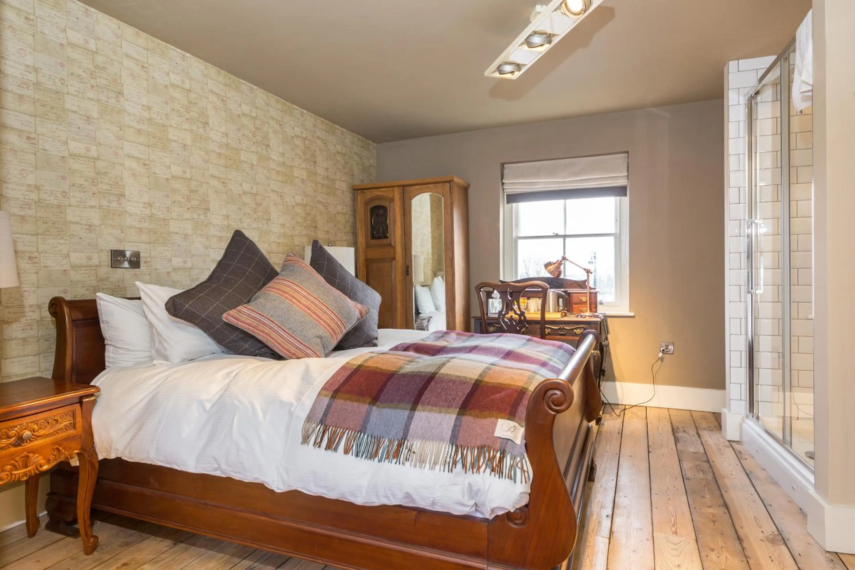 Bed in The Bull Hotel