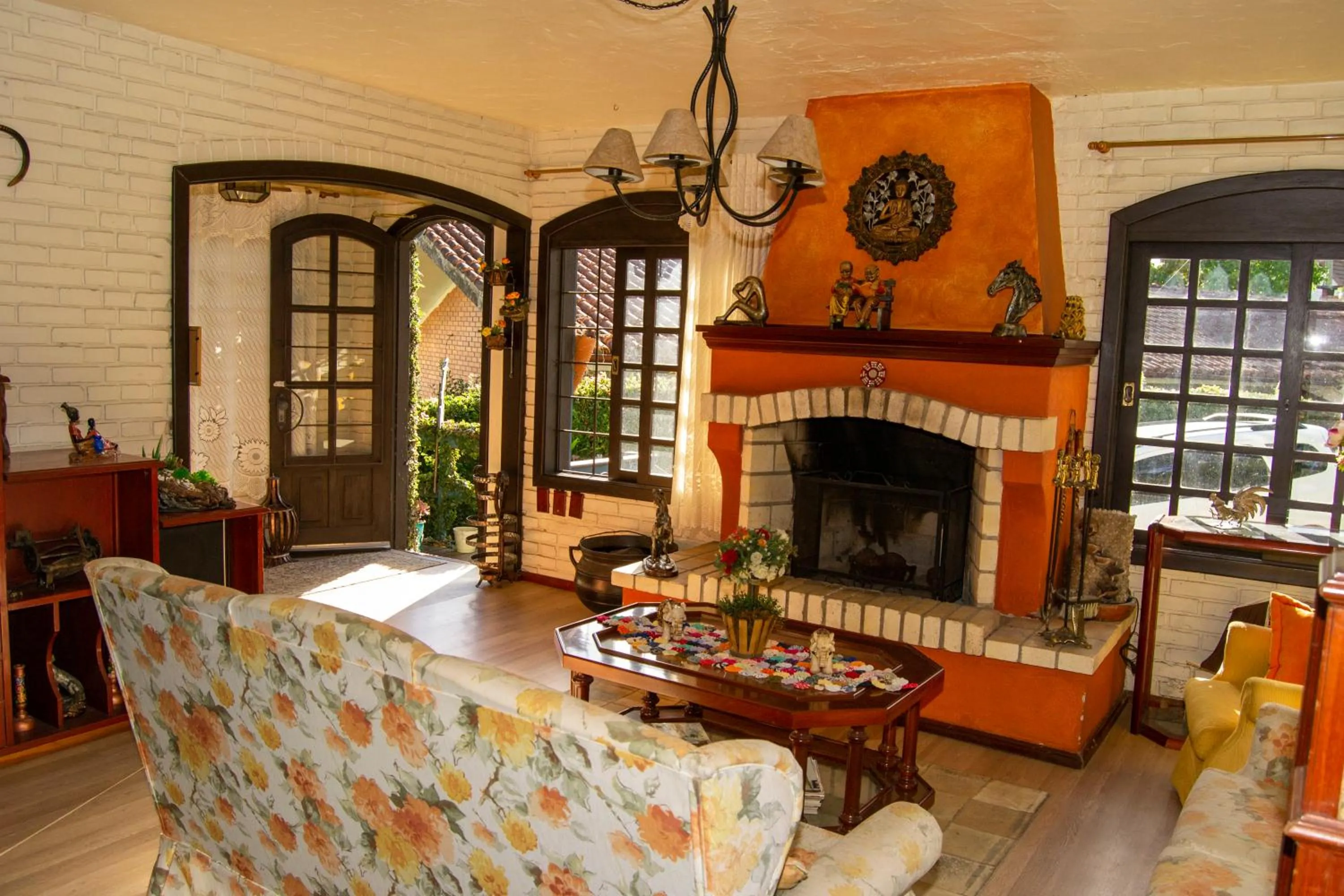 Seating area in Pousada casa da Colina
