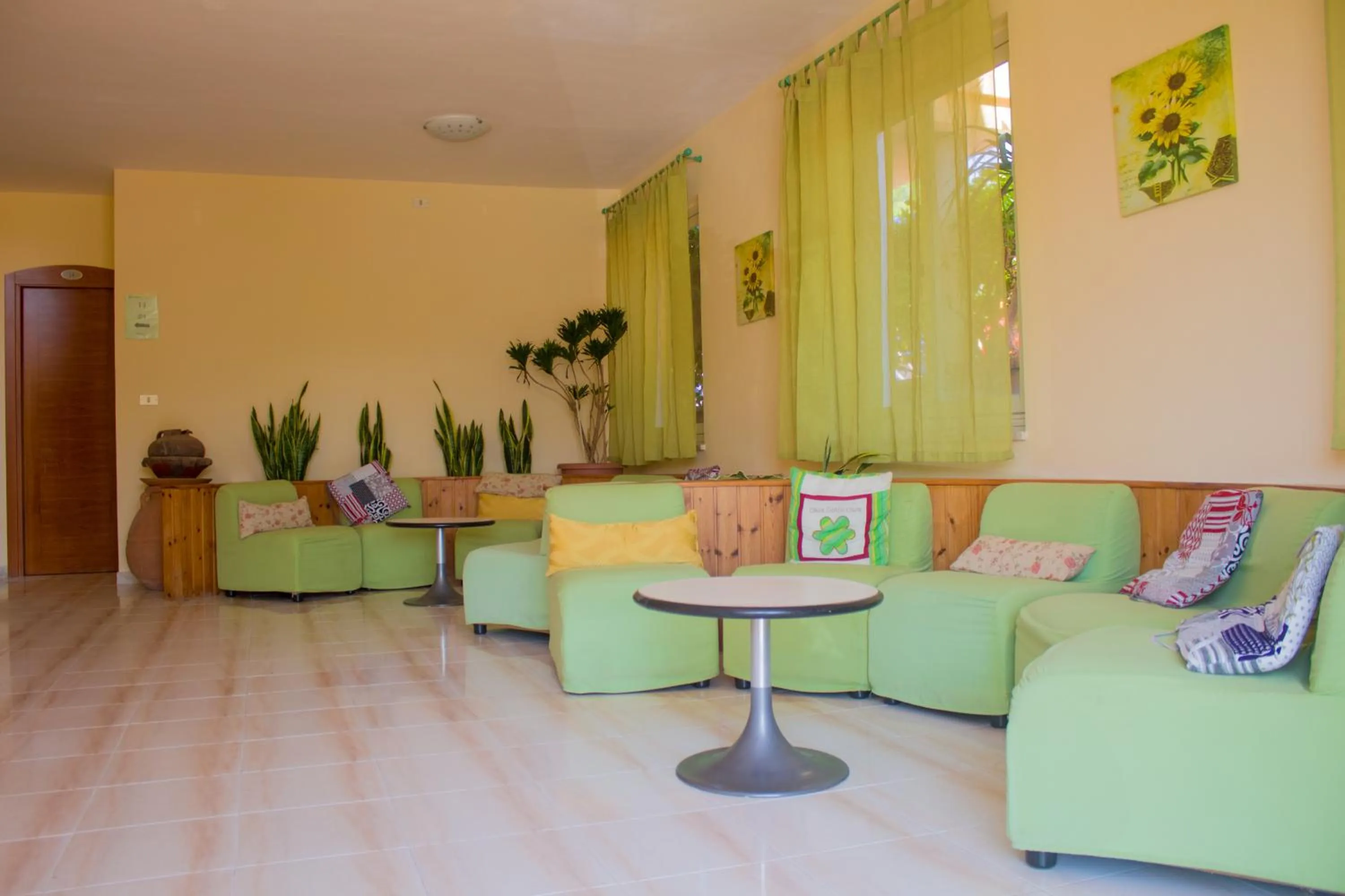 Living room in Hotel Grotticelle